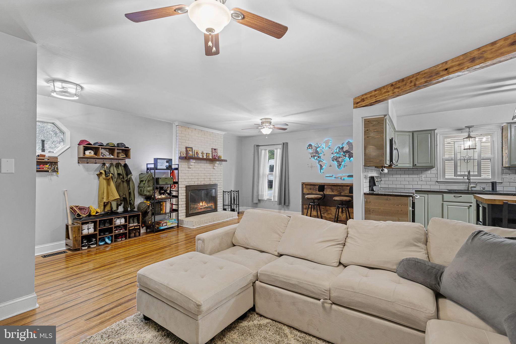 SHADOW WOODS - Residential