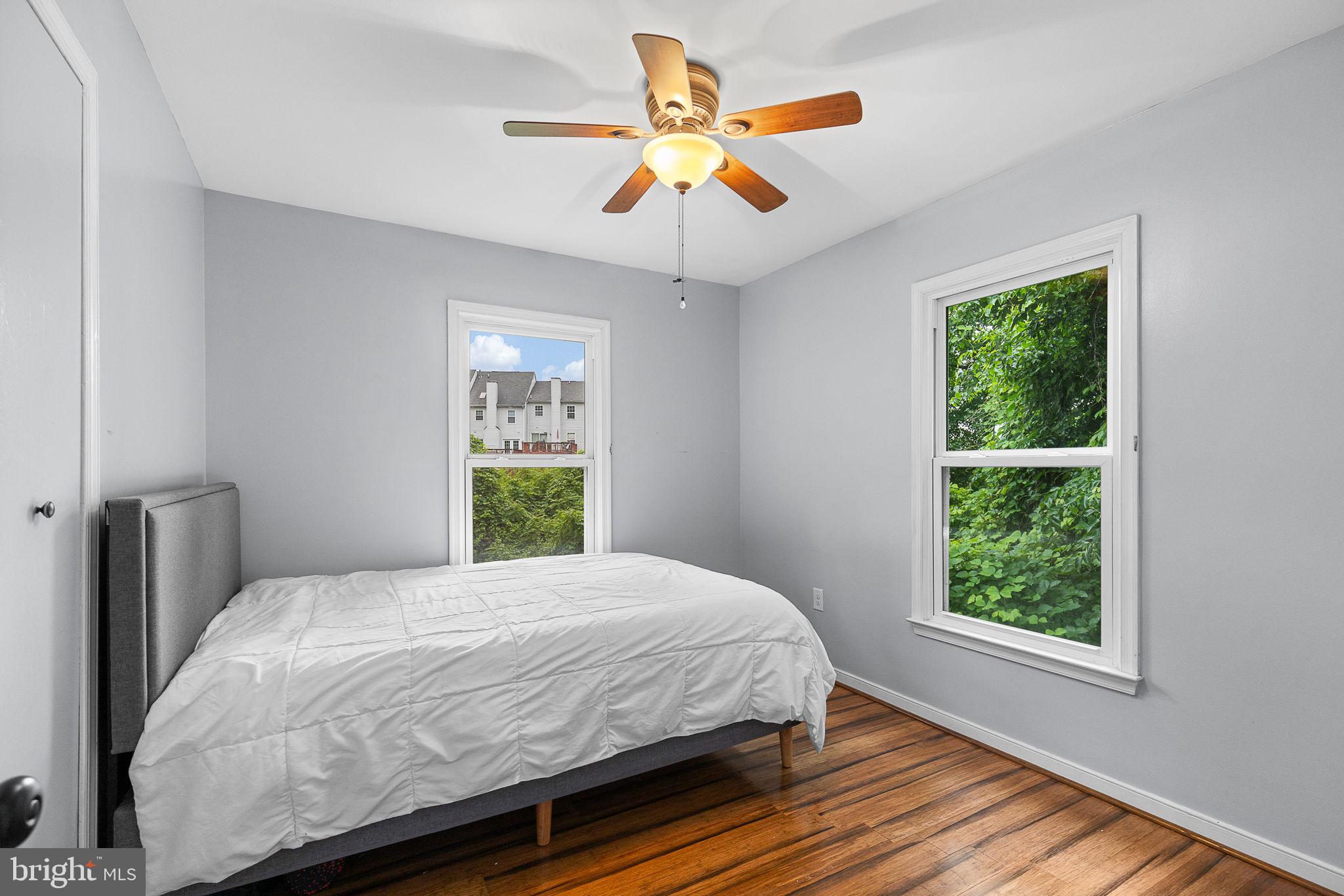 SHADOW WOODS - Residential