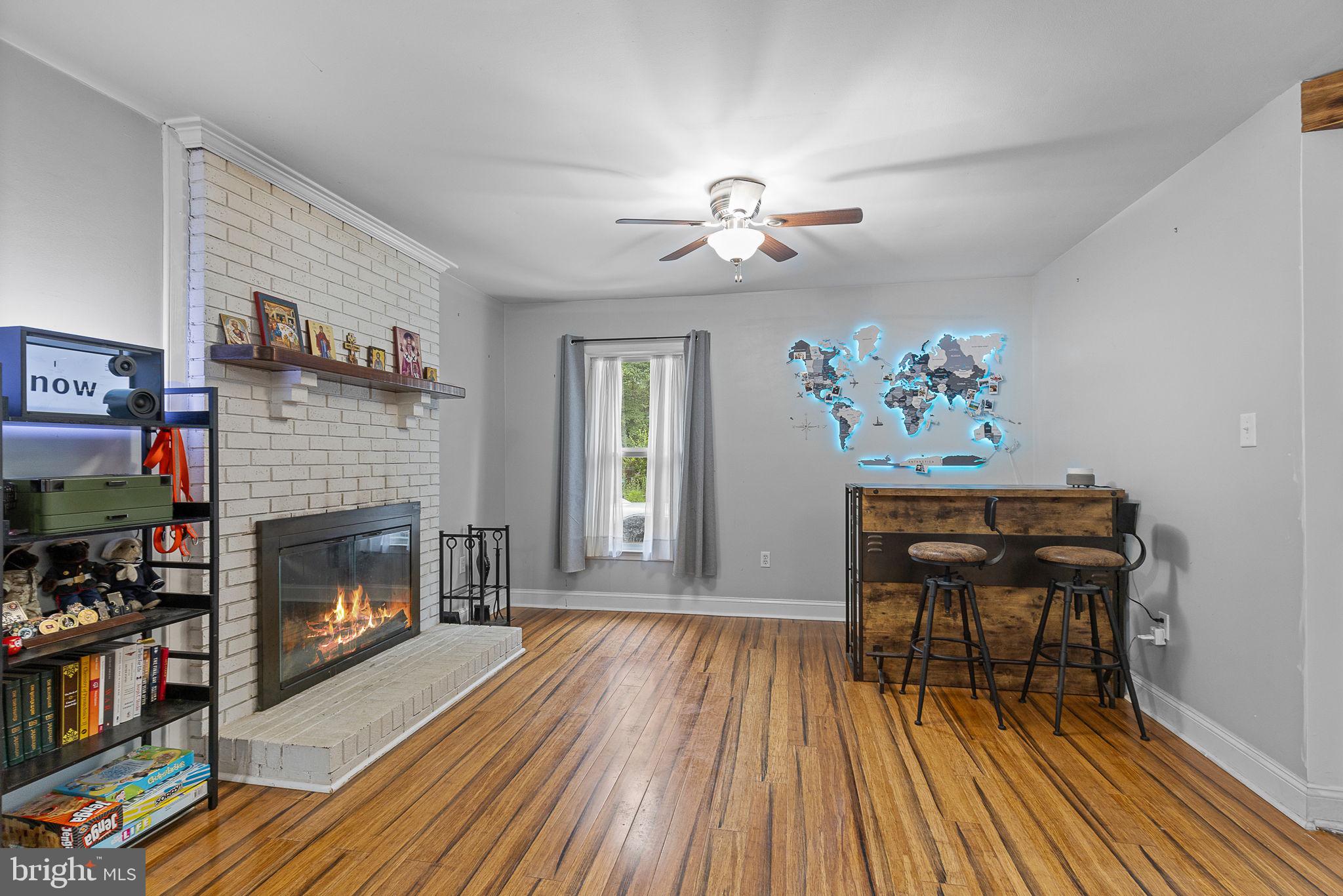 SHADOW WOODS - Residential