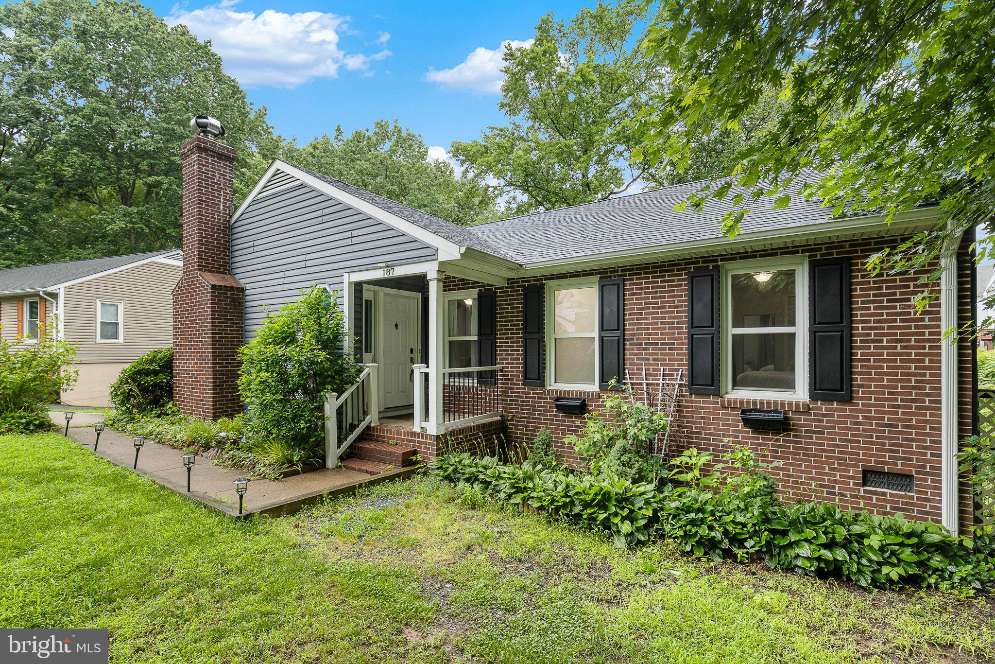 187 TANGLEWOOD LANE