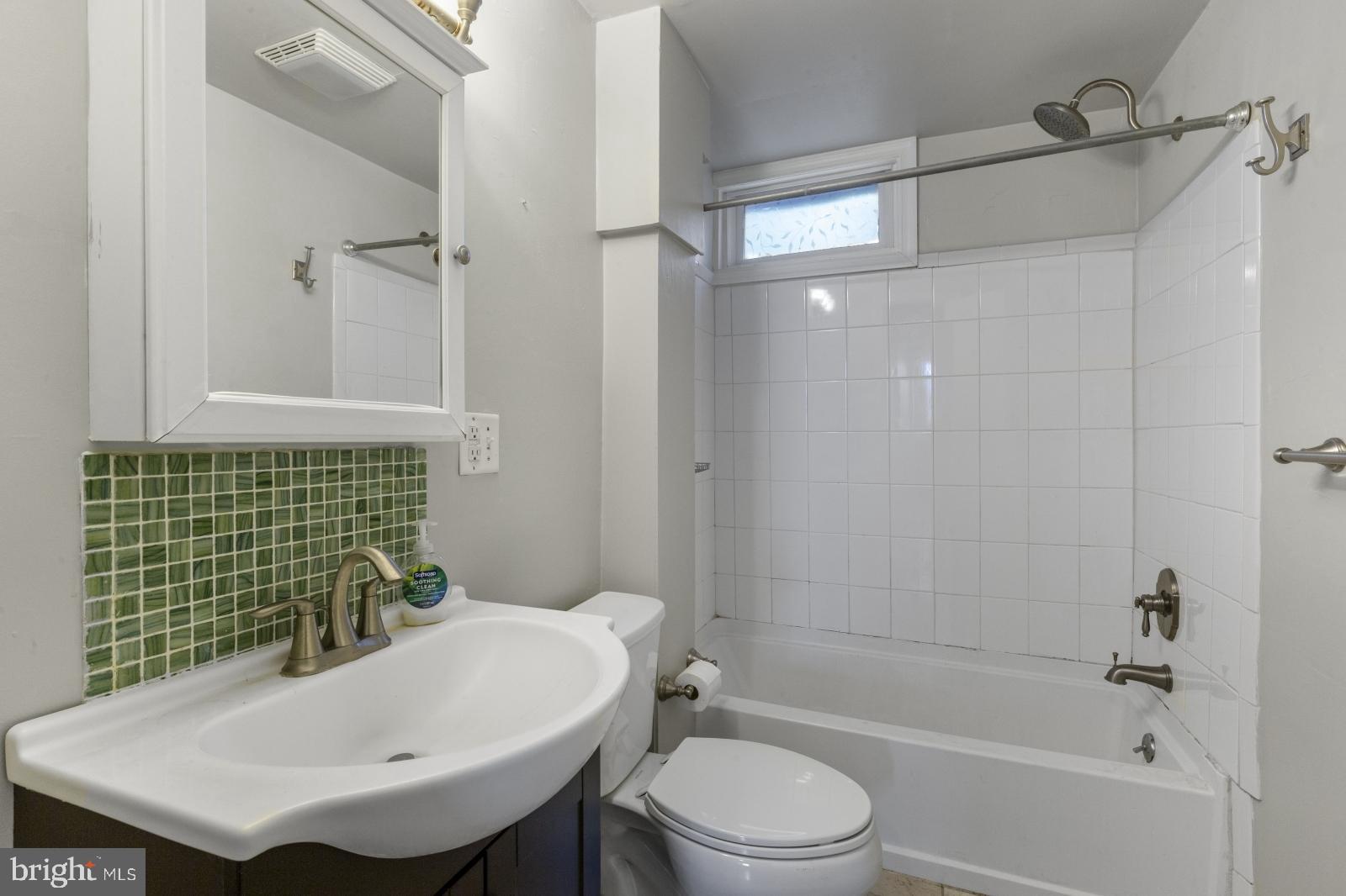 POWELTON VILLAGE - Residential Lease