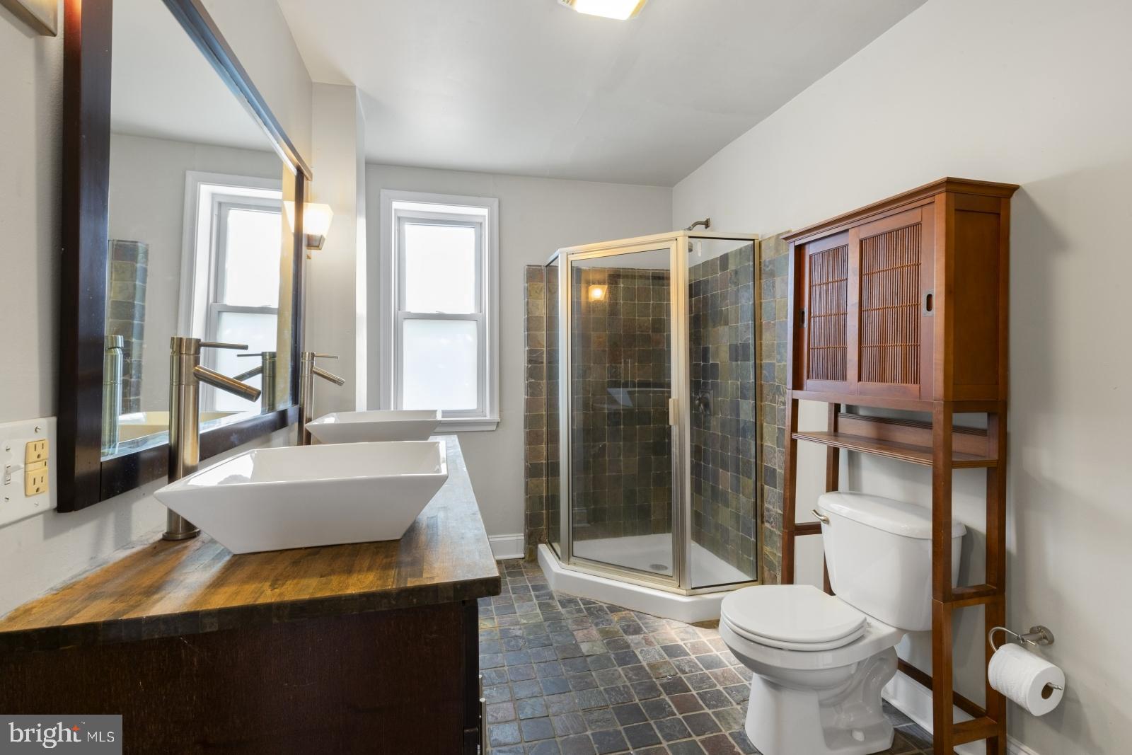 POWELTON VILLAGE - Residential Lease