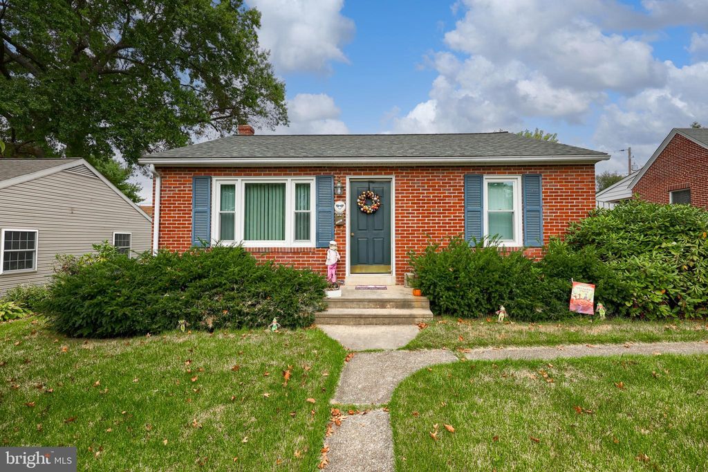 Photo of 1127 Grinnell Avenue, COLUMBIA, PA 17512 (MLS # PALA2076986)