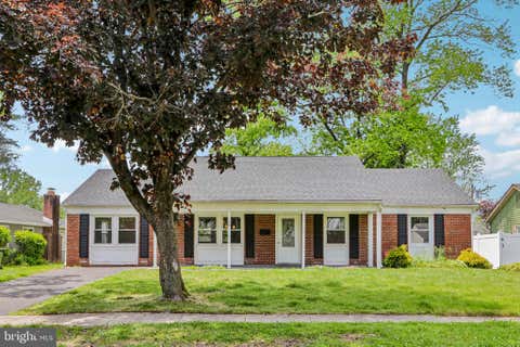 Homes For Sale - 6 Newport Lane<br/> WILLINGBORO, NJ 08046