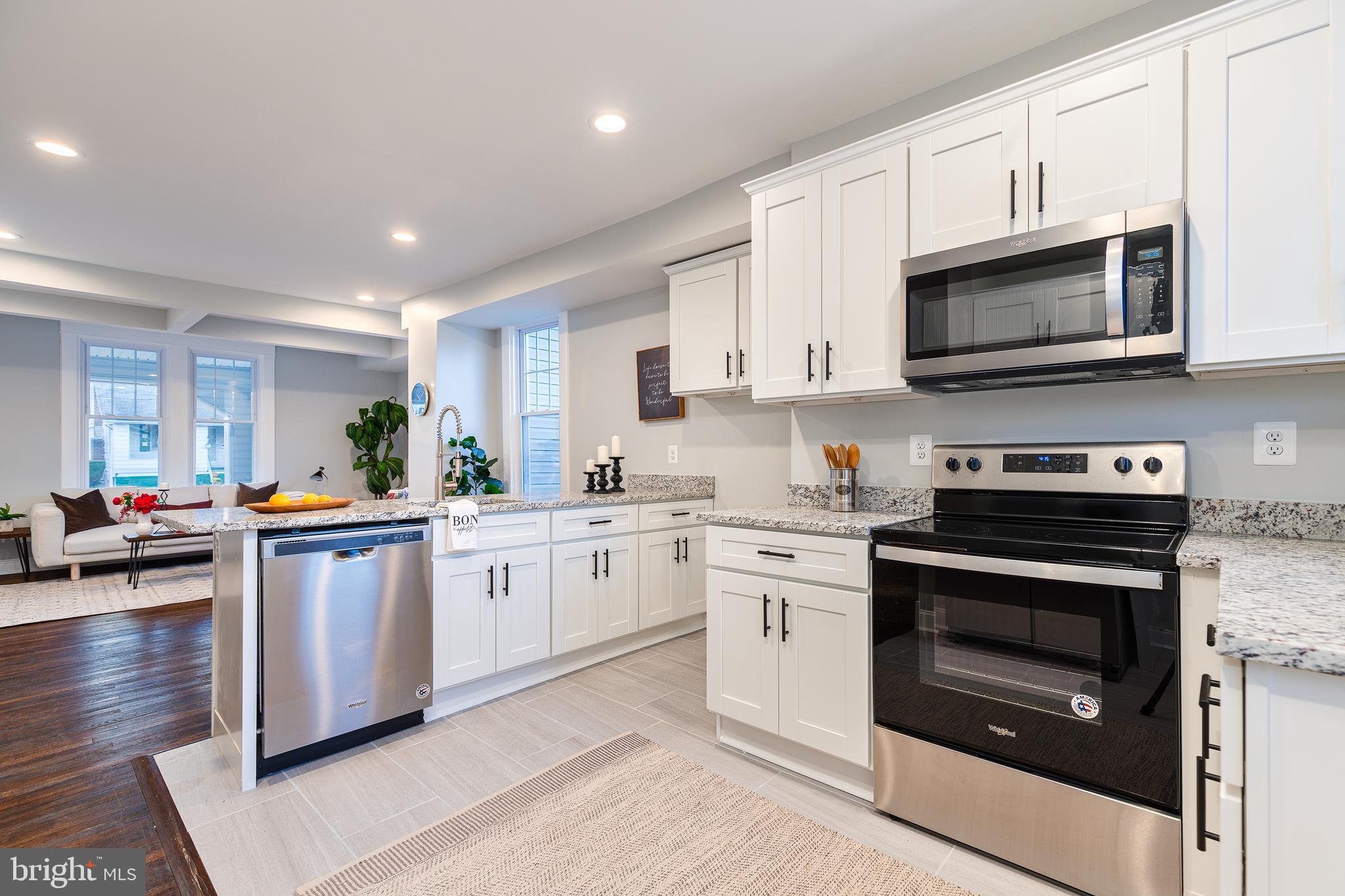 HOWARD PARK - Residential