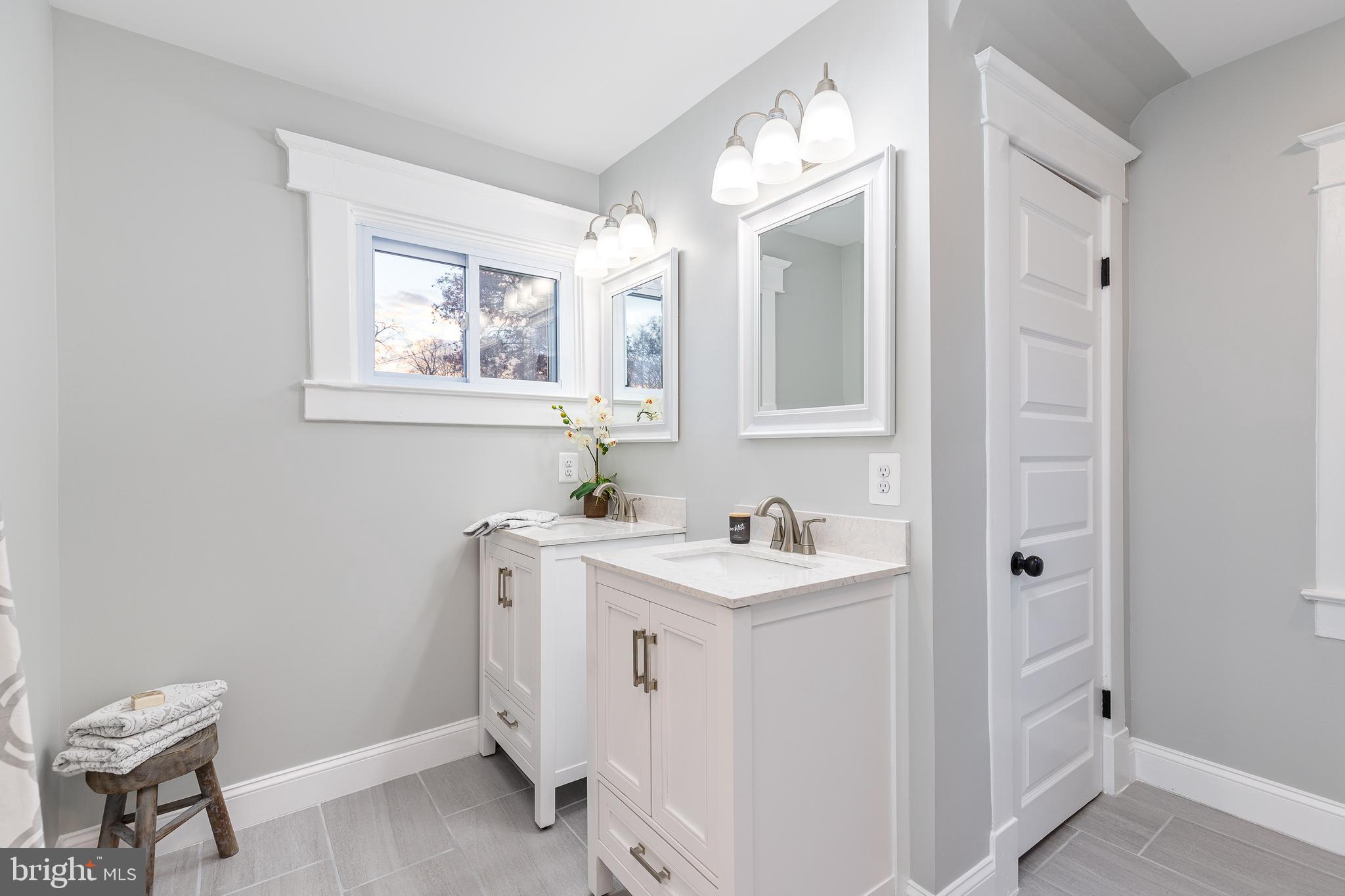 HOWARD PARK - Residential