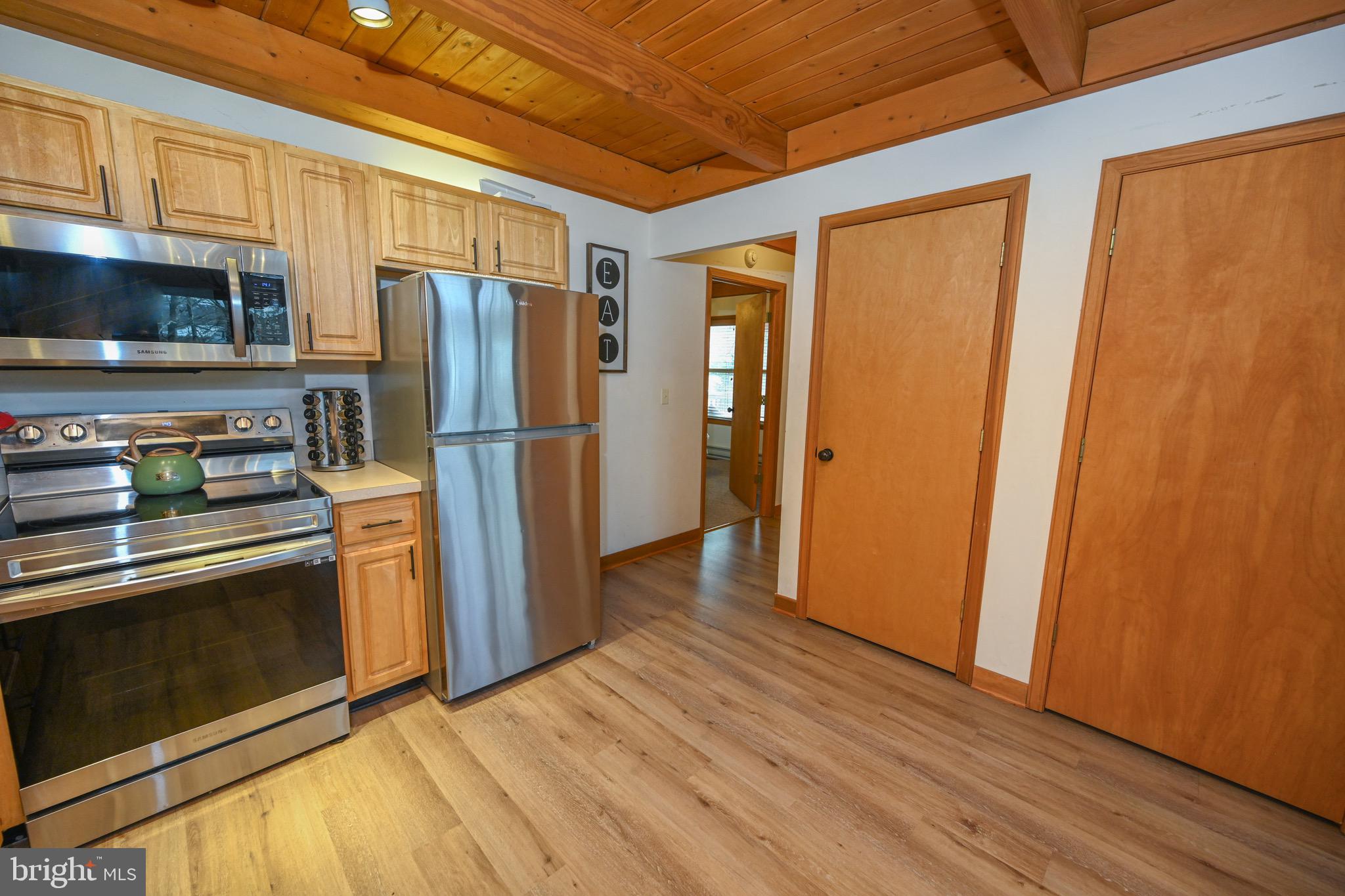 VALLEY VIEW - Residential