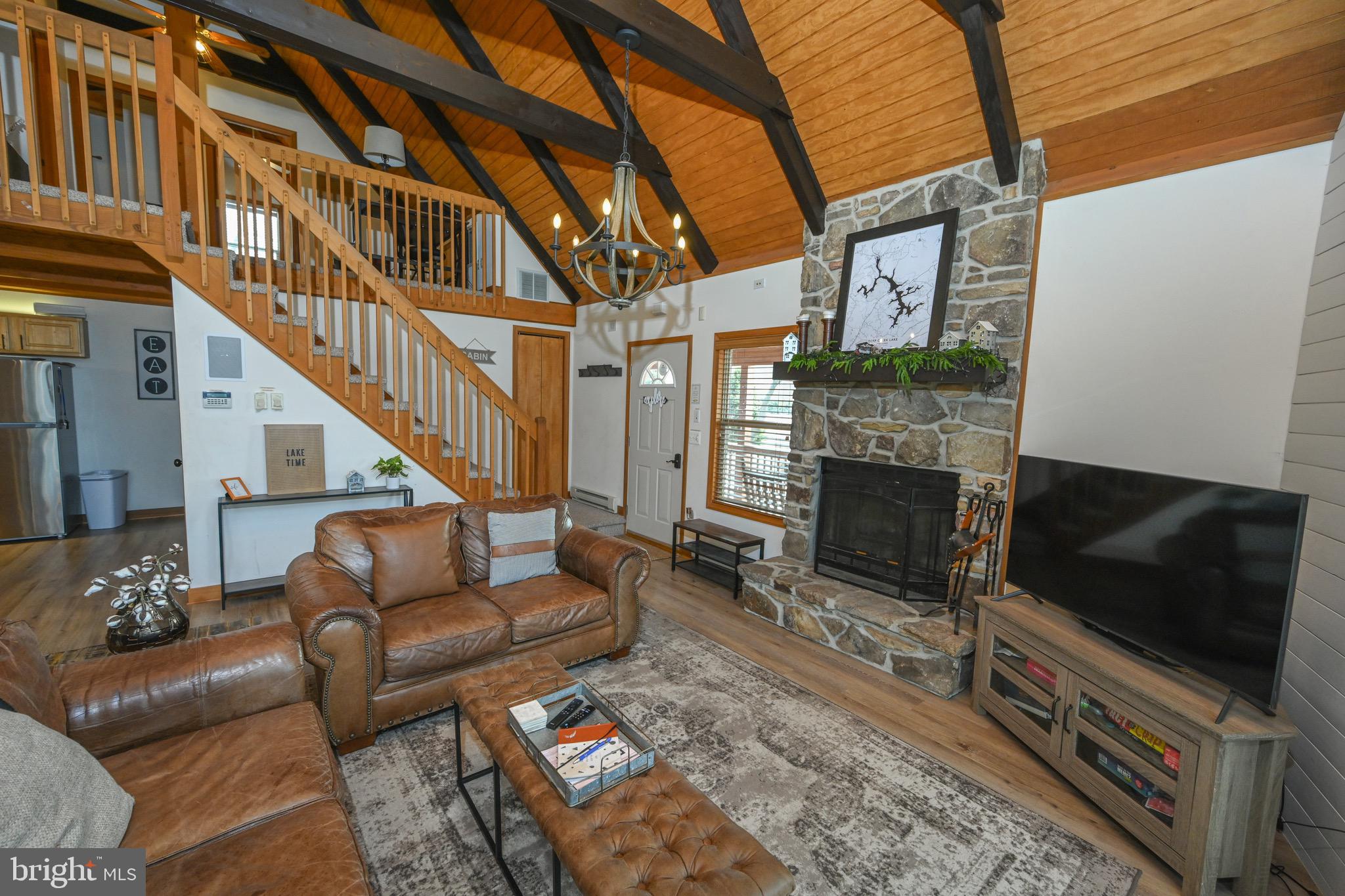 VALLEY VIEW - Residential