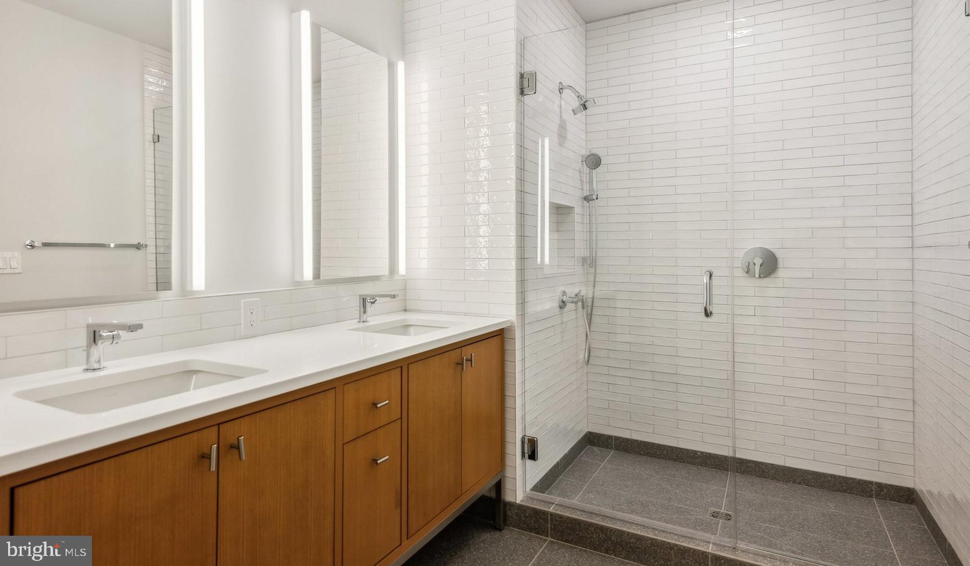 NORTH BETHESDA - Residential Lease