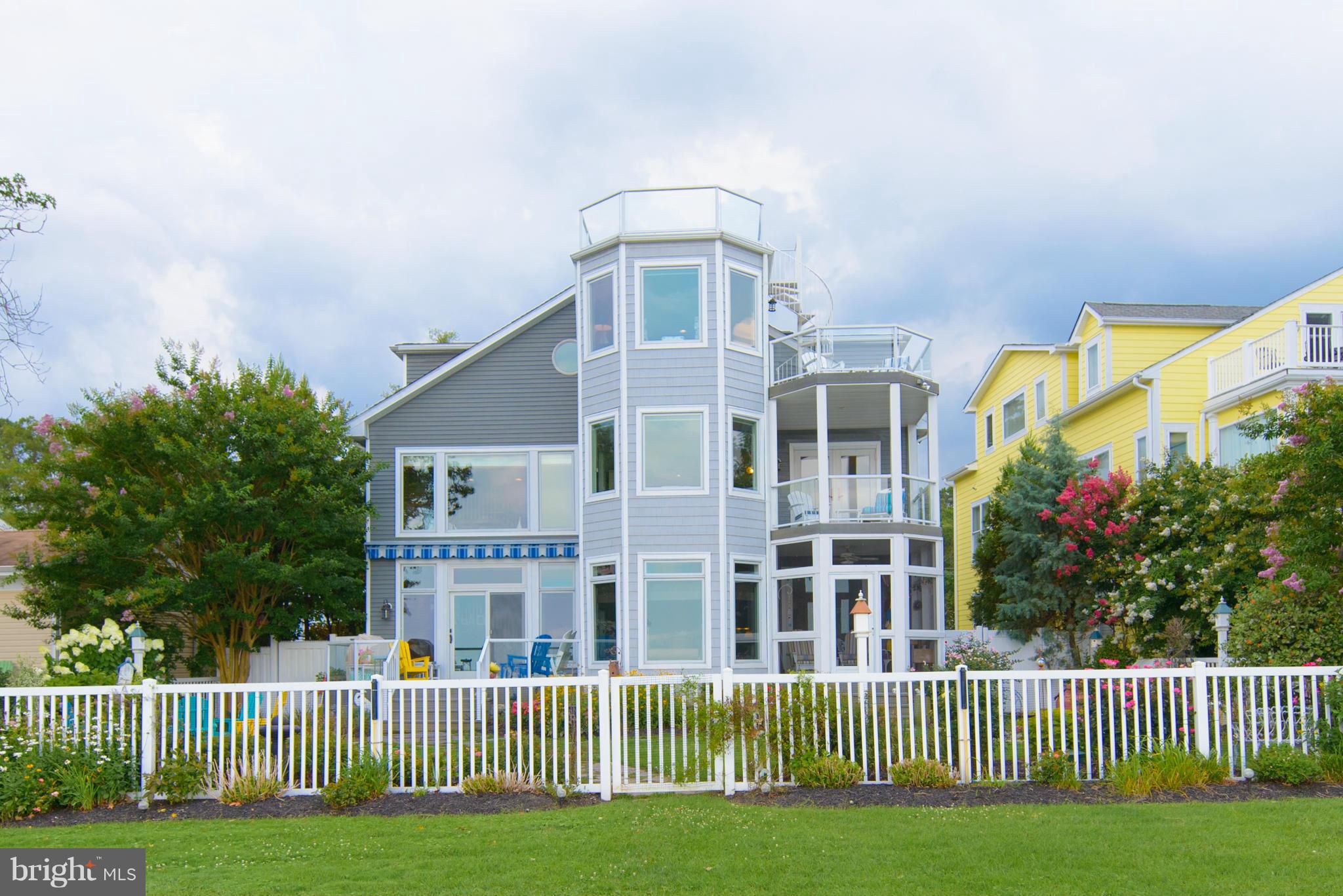 NORTH BEACH PARK - Residential