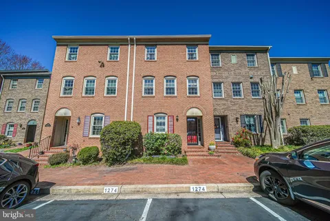 1274 S Washington Street, Falls Church, VA 22046 - #: VAFA2002836
