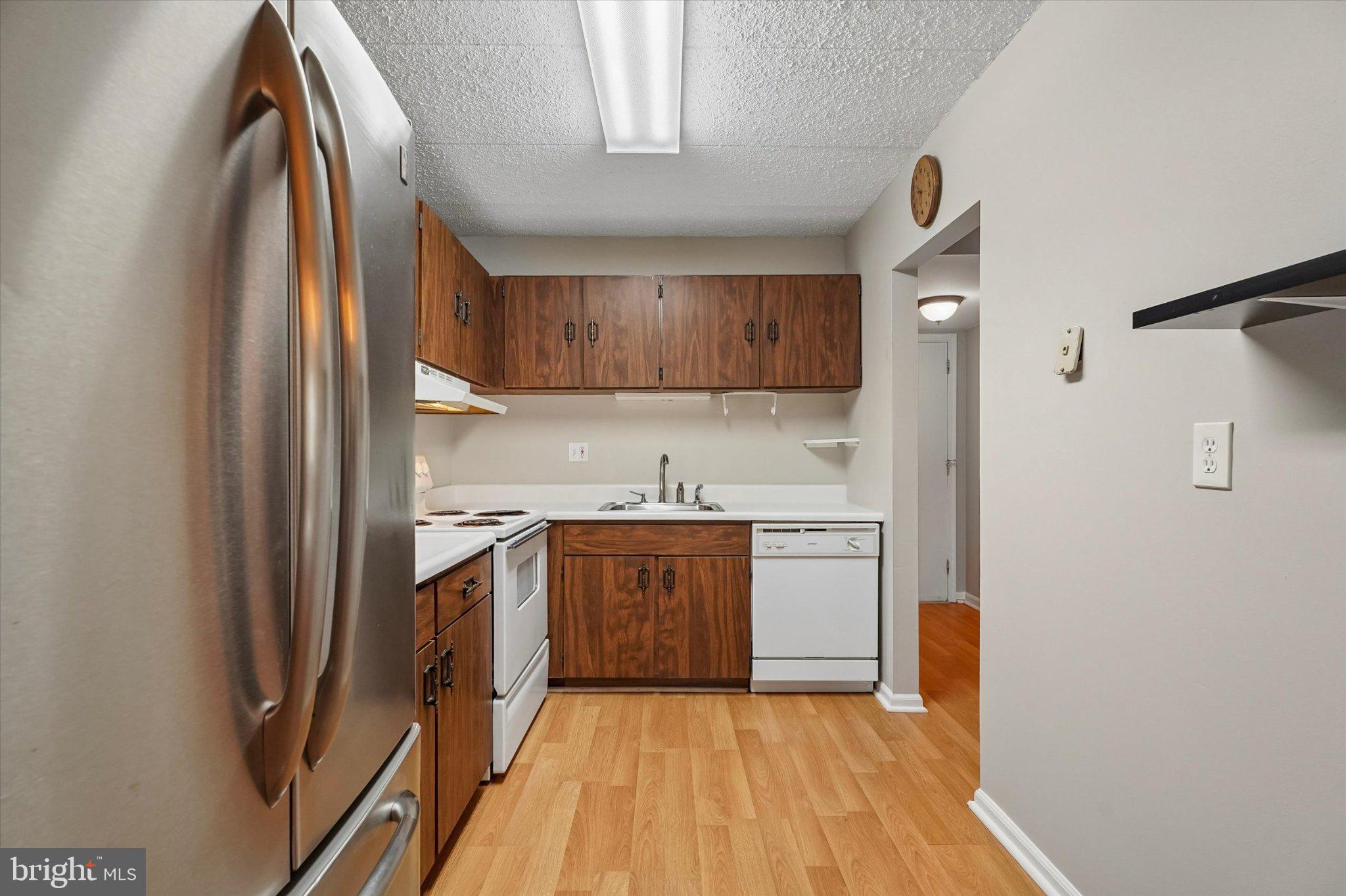 137 WOODSTREAM DRIVE 137
