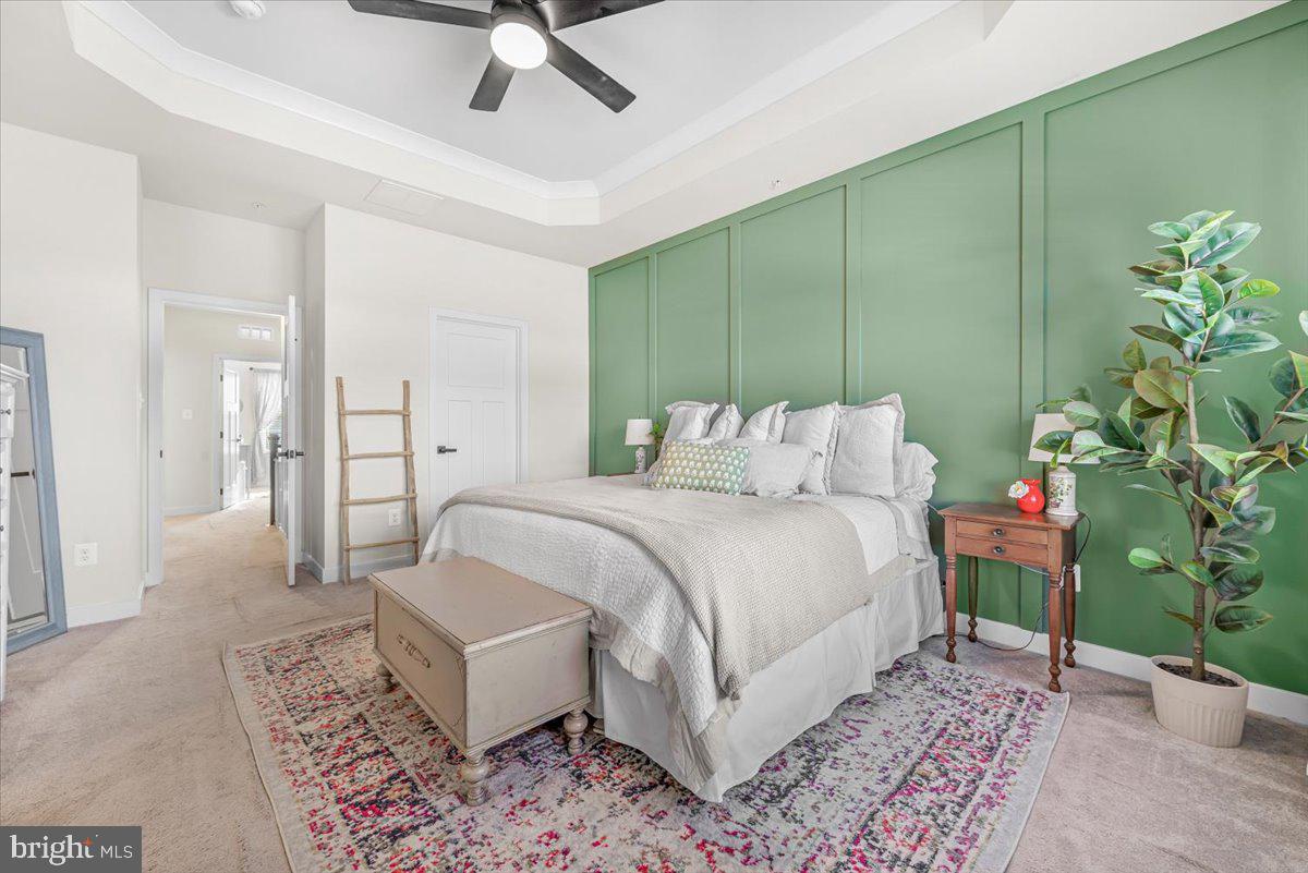 LAKE LINGANORE TOWN CENTER - Residential