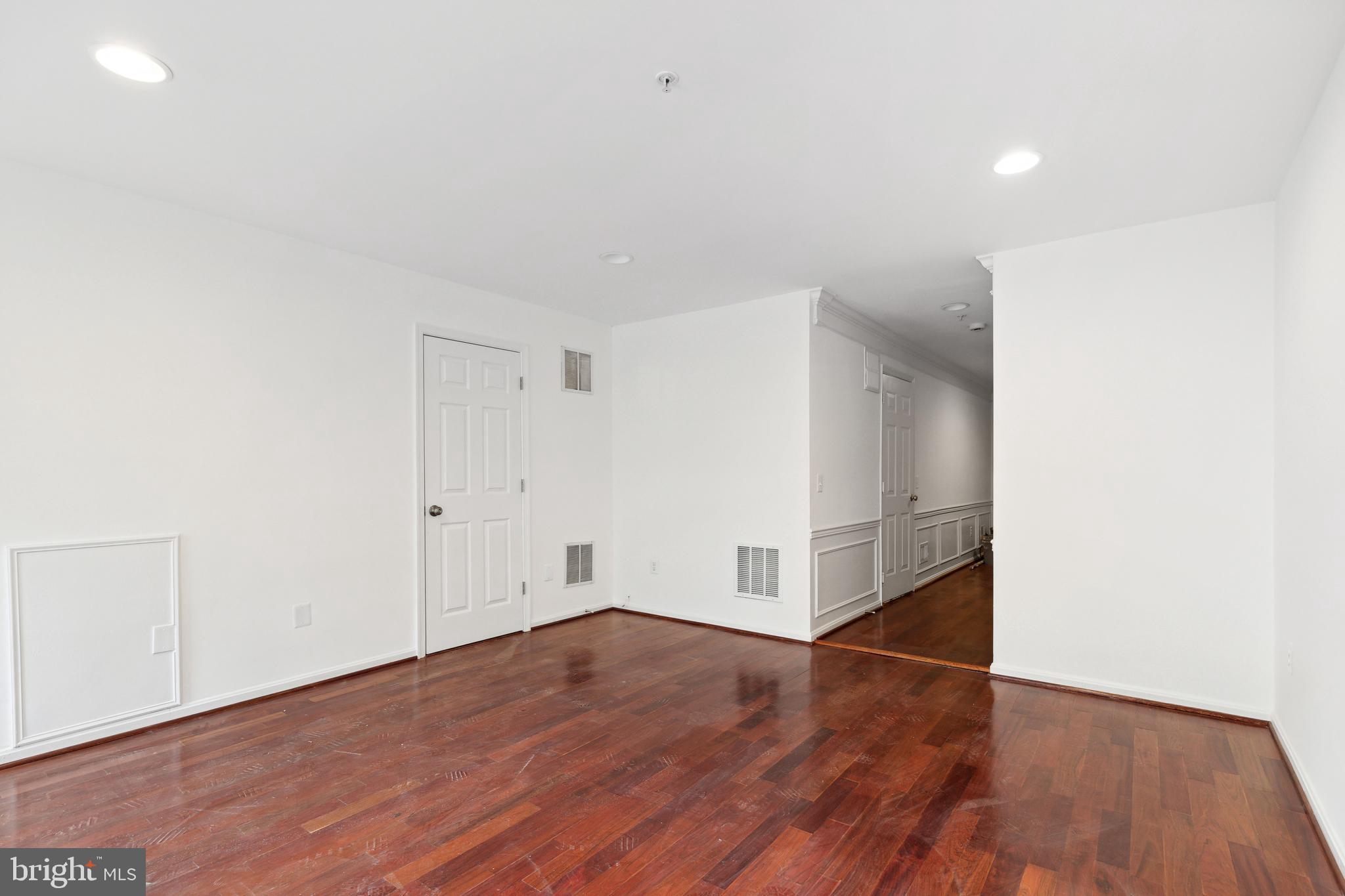 GATESTONE - Residential