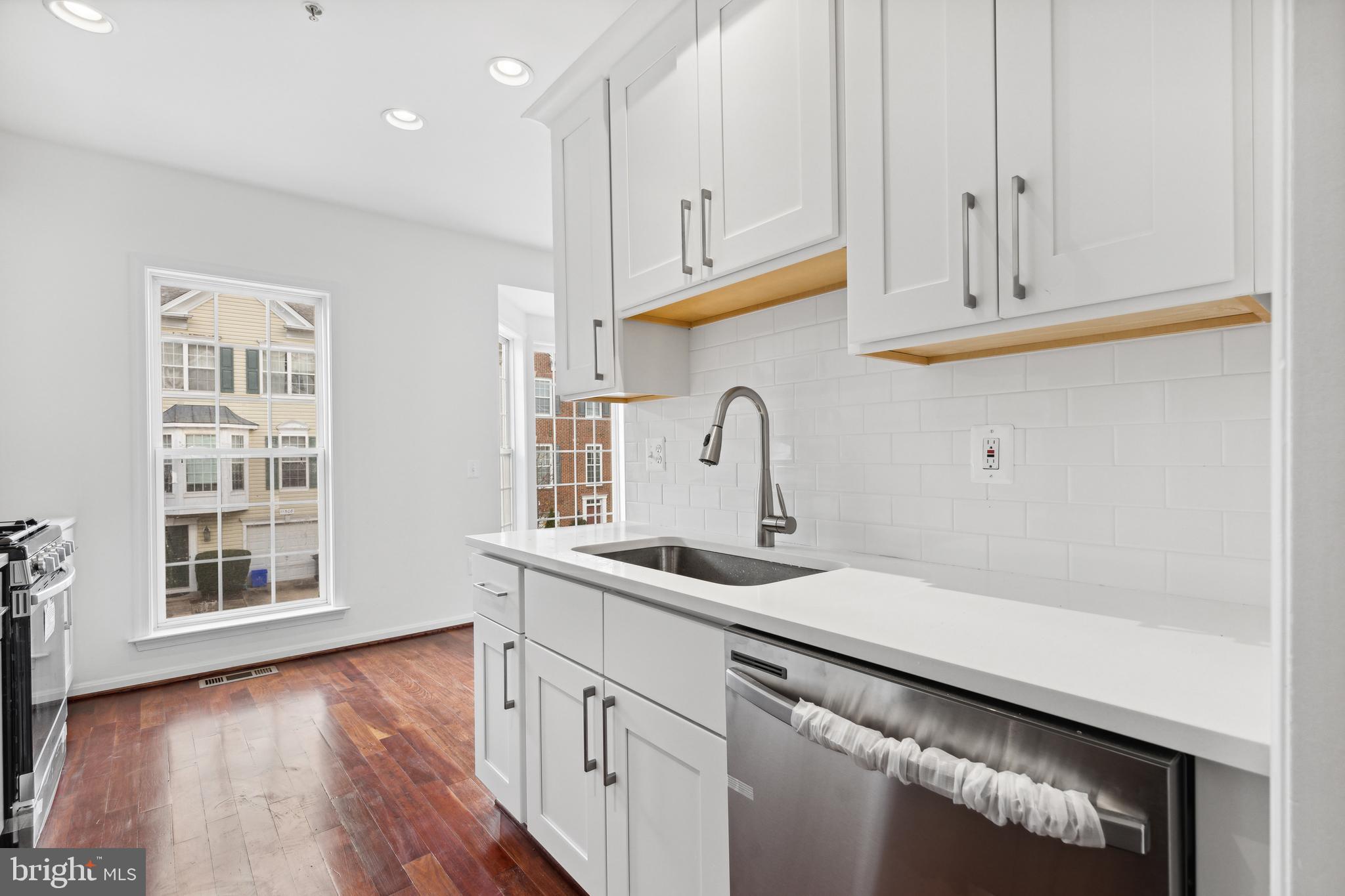 GATESTONE - Residential