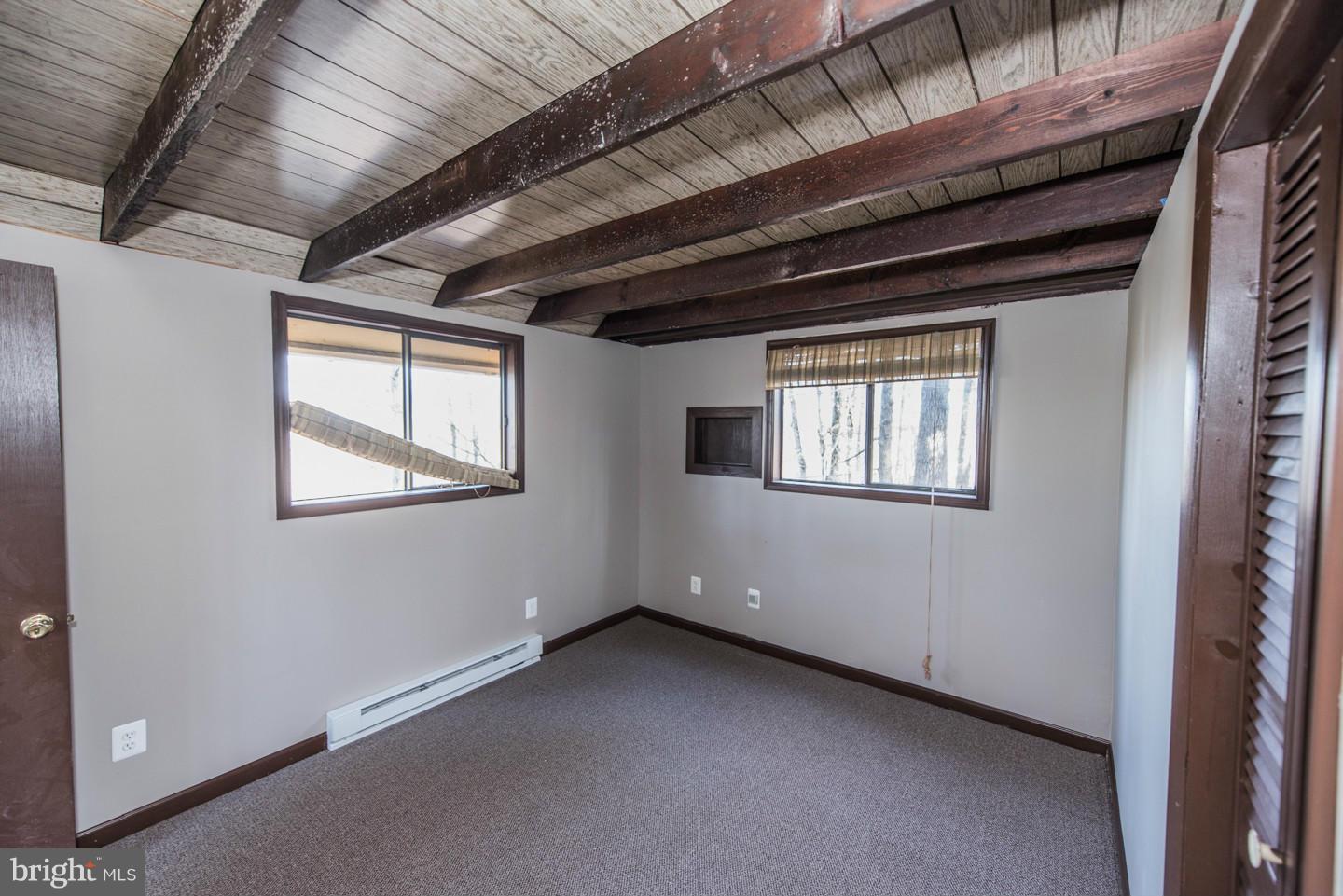 SPRUCE PINE HOLLOW - Residential