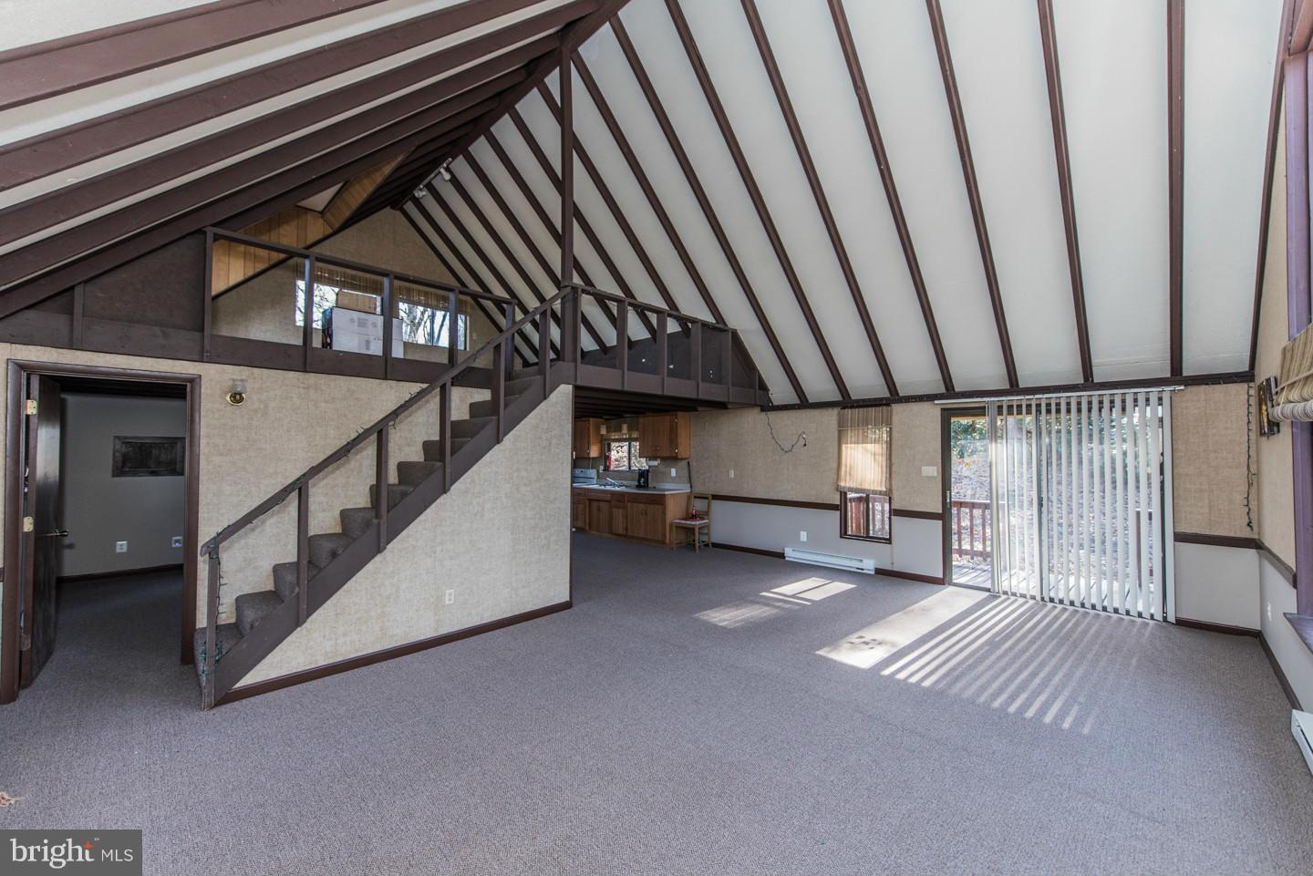 SPRUCE PINE HOLLOW - Residential