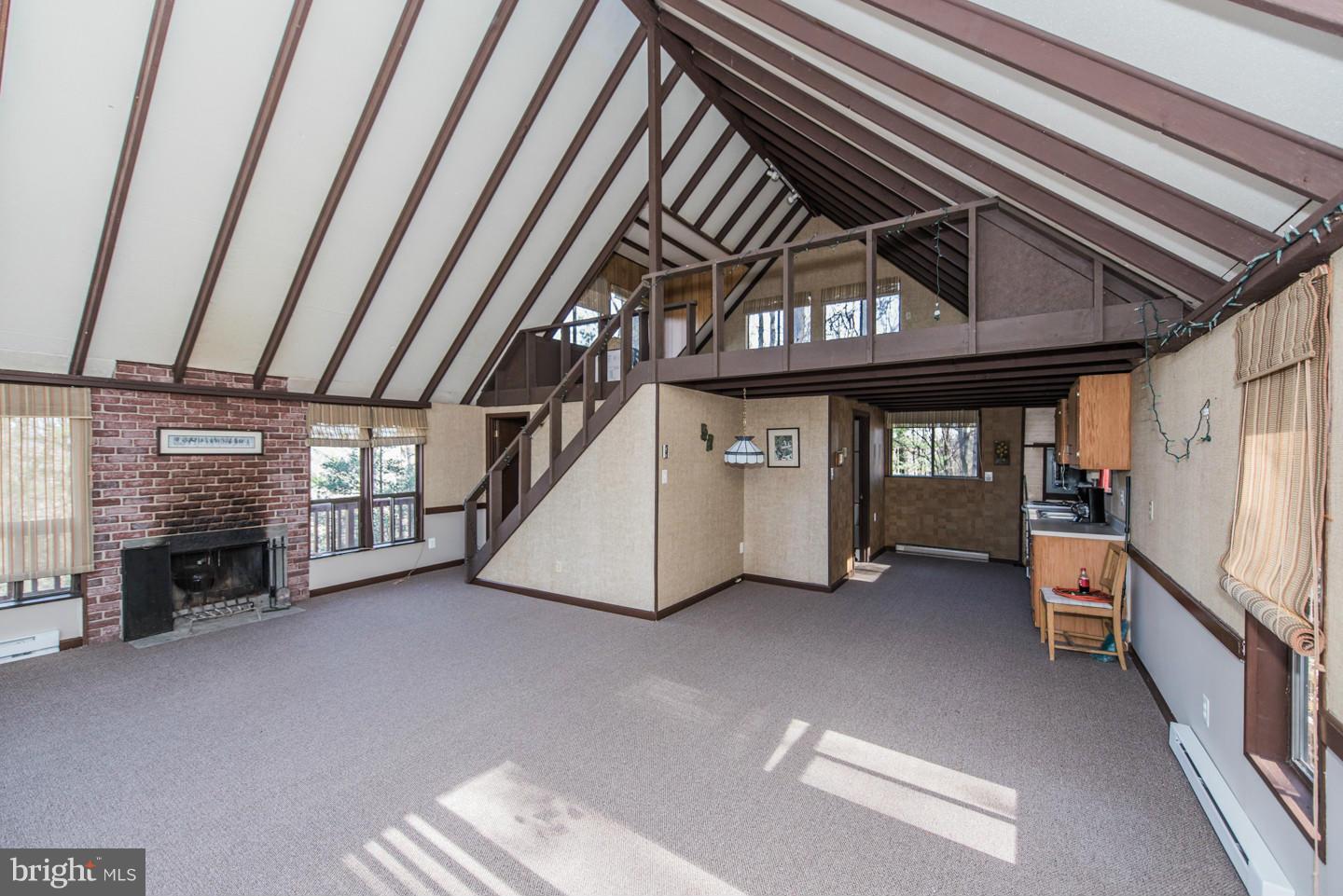 SPRUCE PINE HOLLOW - Residential