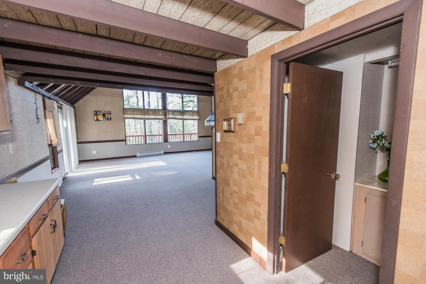 SPRUCE PINE HOLLOW - Residential