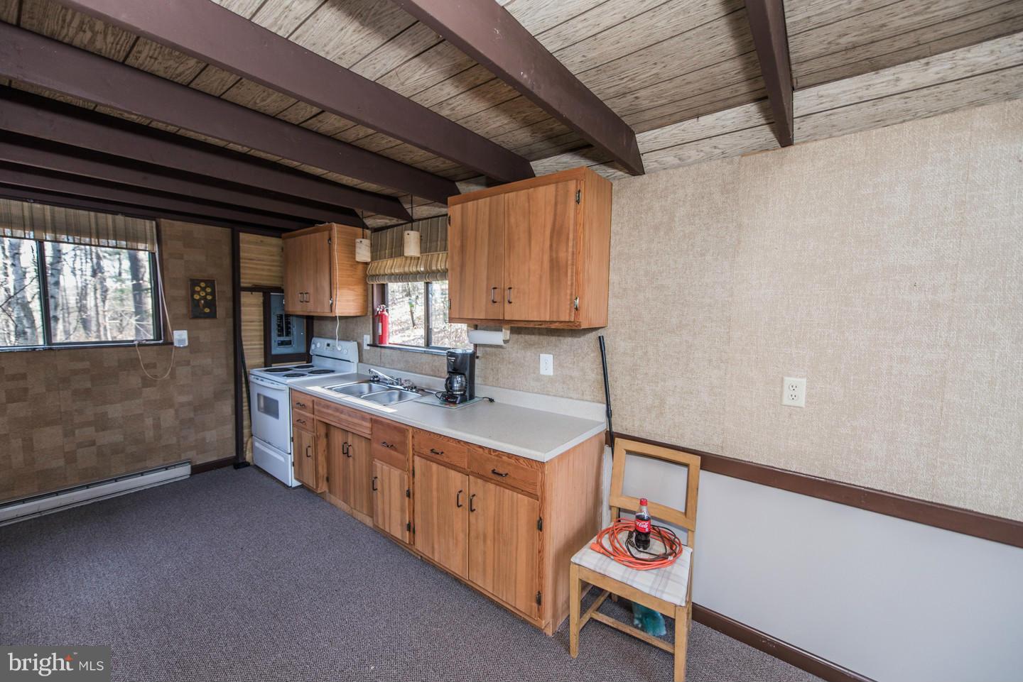 SPRUCE PINE HOLLOW - Residential