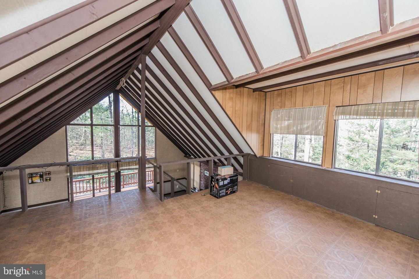 SPRUCE PINE HOLLOW - Residential