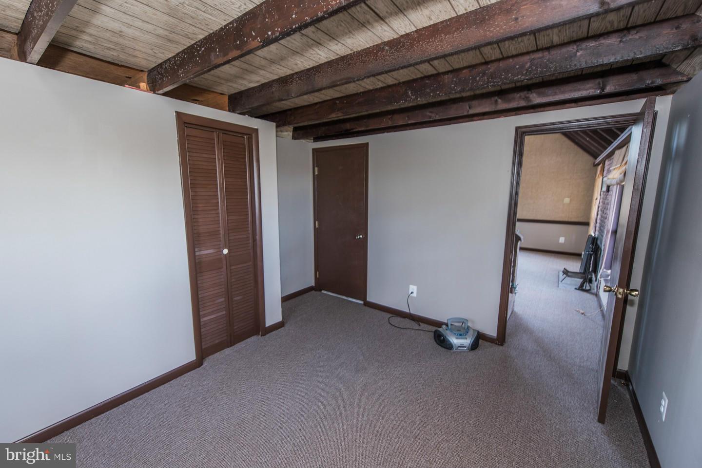 SPRUCE PINE HOLLOW - Residential