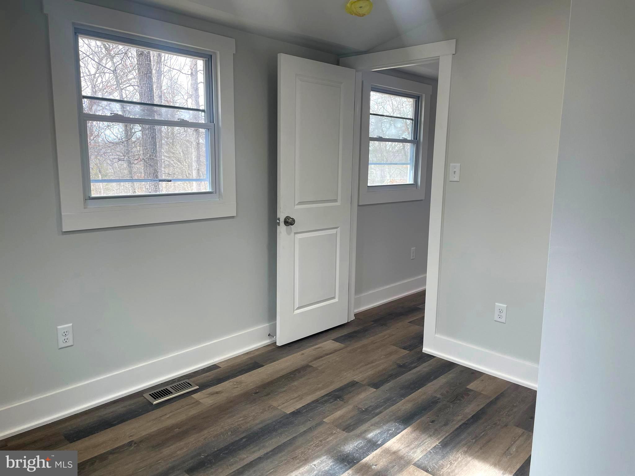 RIVER VIEW PARK - Residential