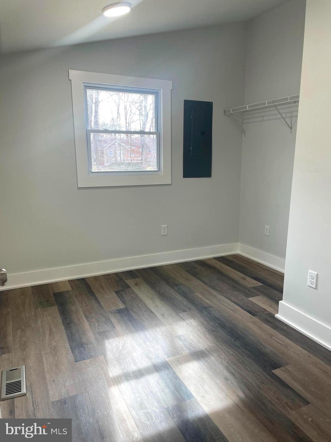 RIVER VIEW PARK - Residential