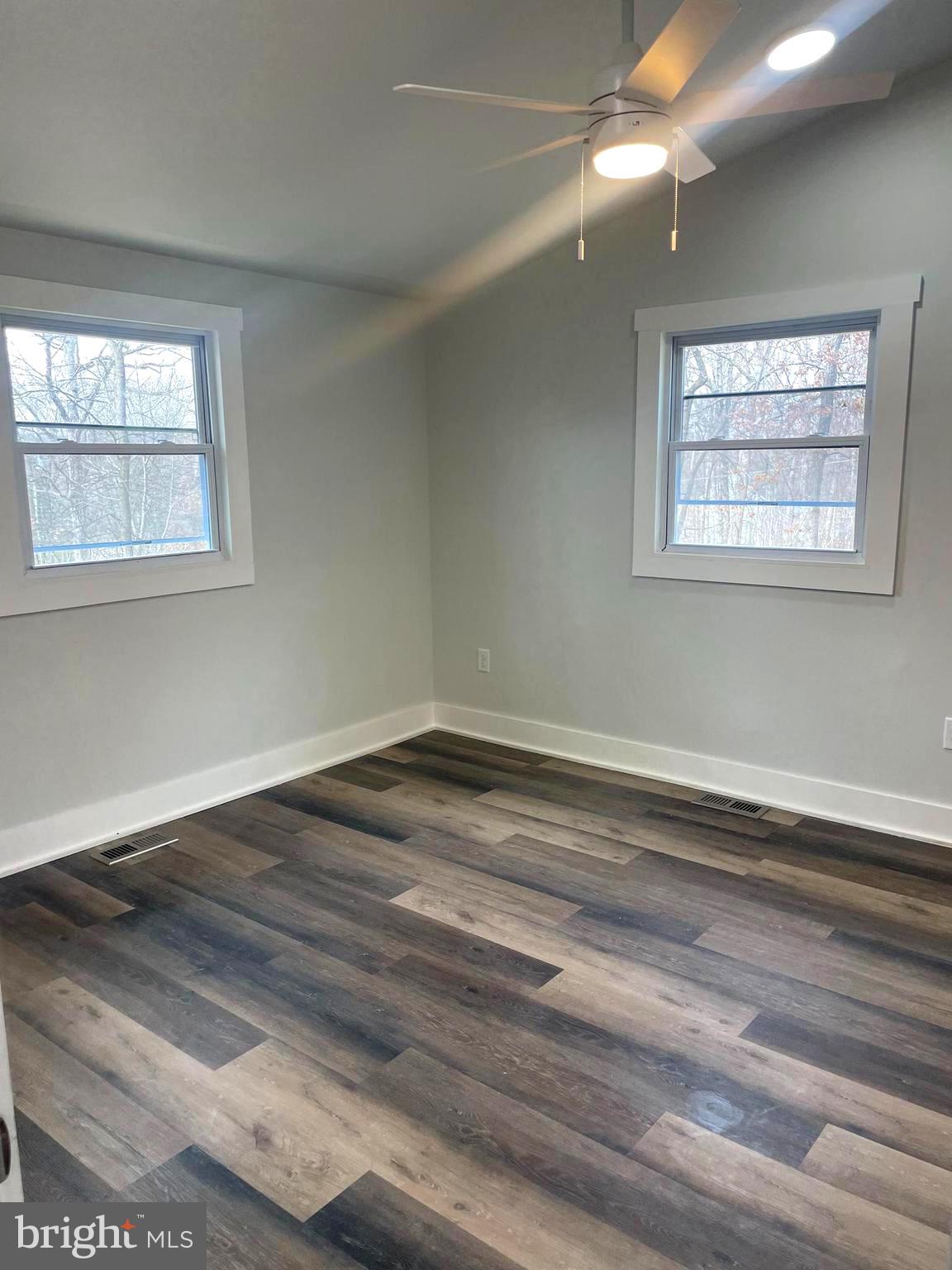 RIVER VIEW PARK - Residential