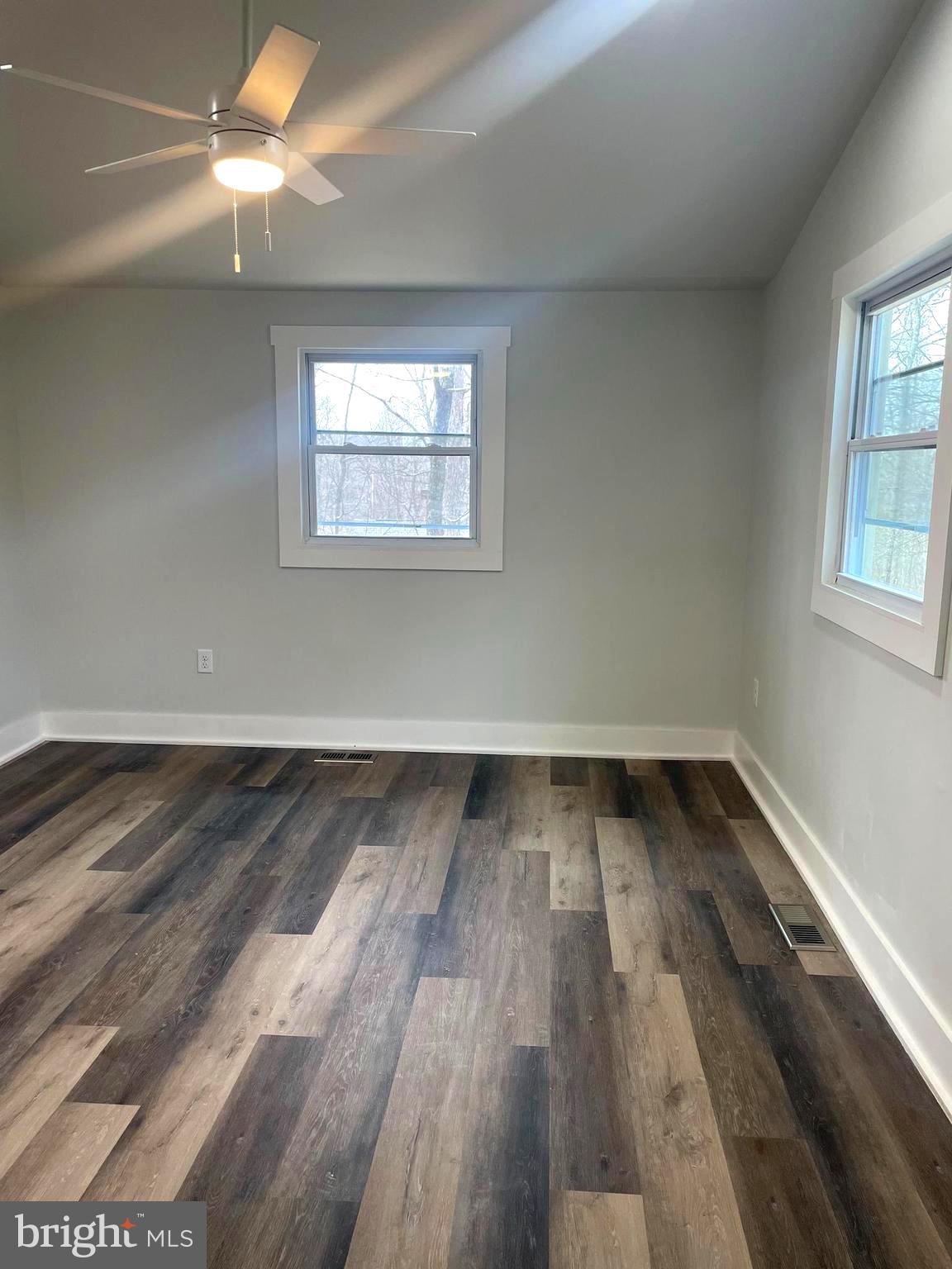 RIVER VIEW PARK - Residential