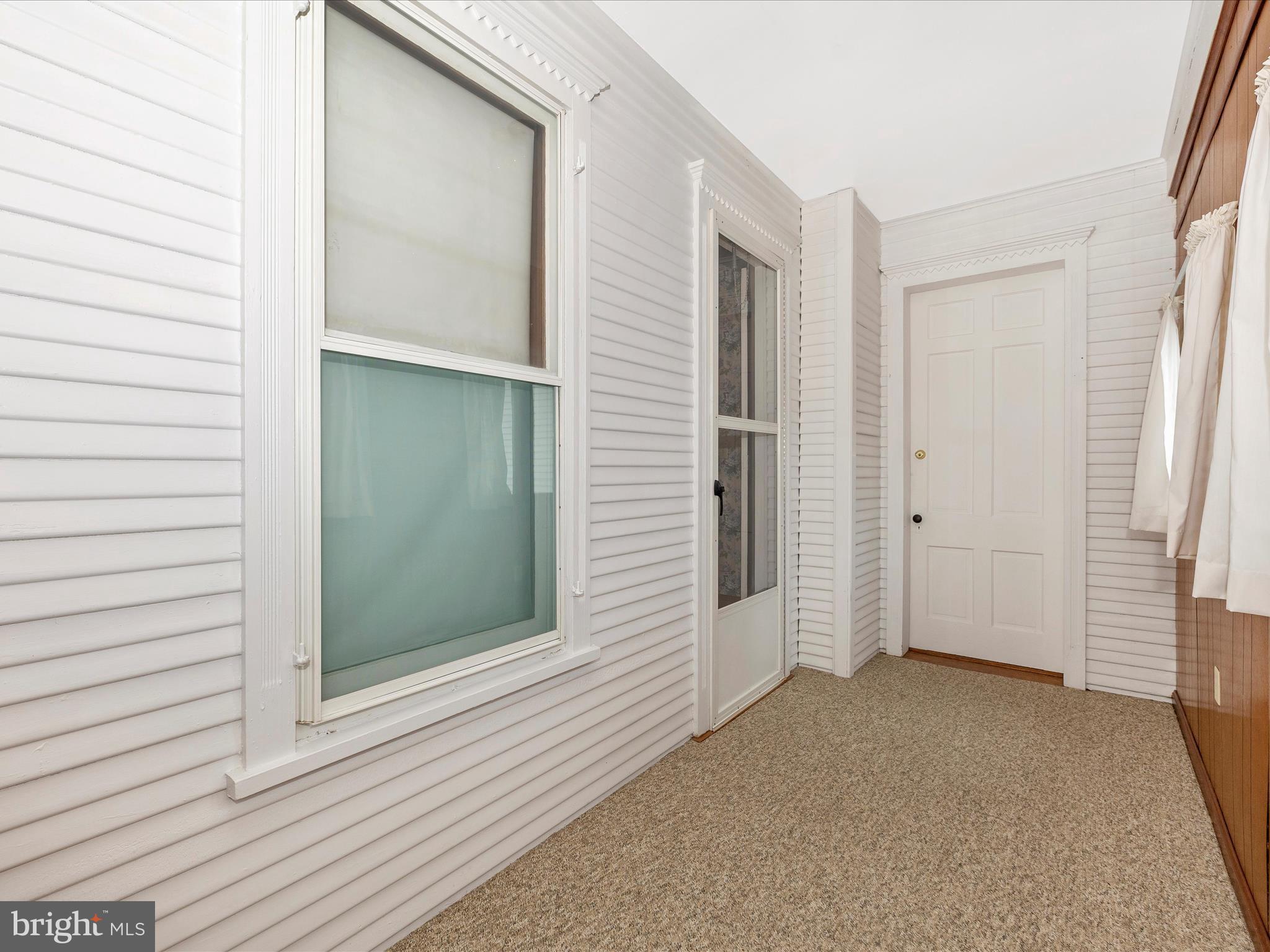 MIDDLETOWN - Residential