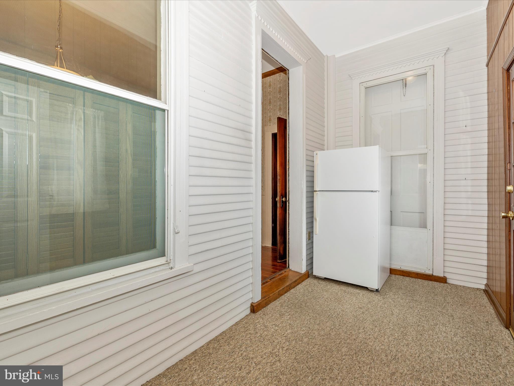 MIDDLETOWN - Residential