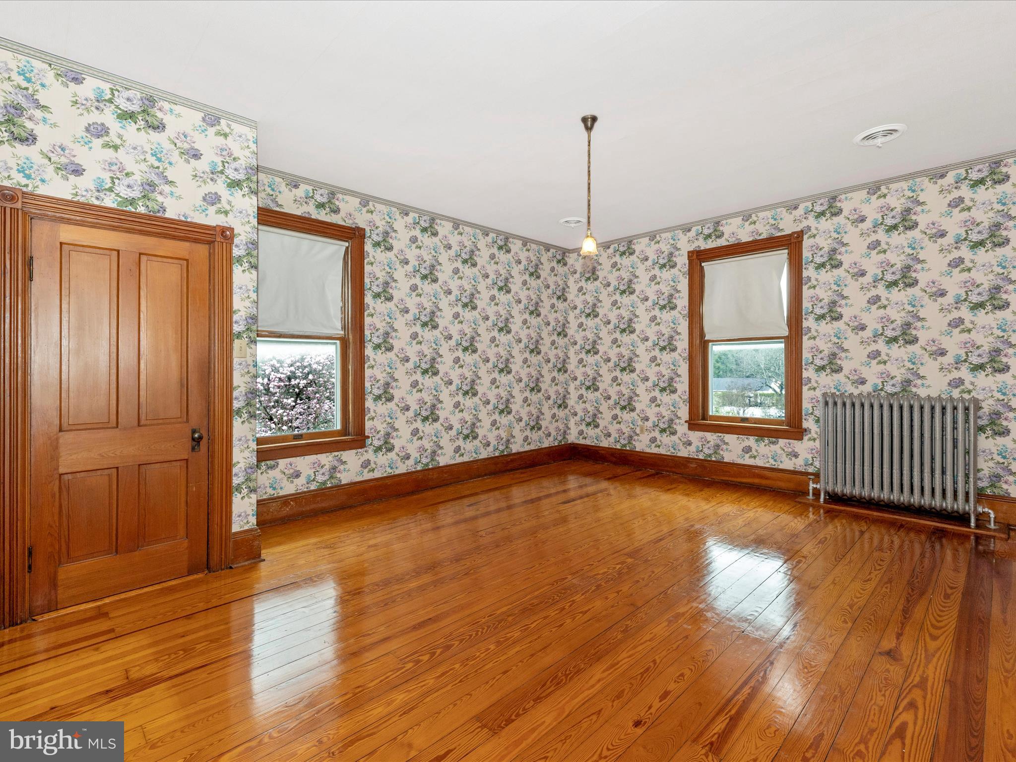 MIDDLETOWN - Residential