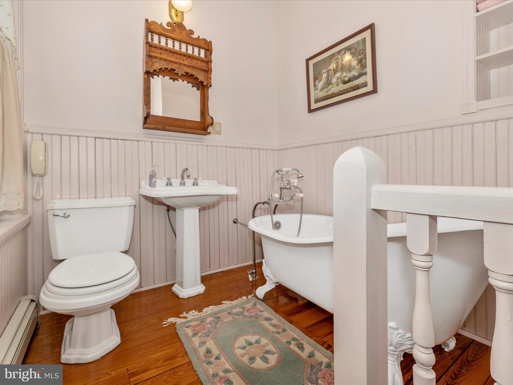 MIDDLETOWN - Residential