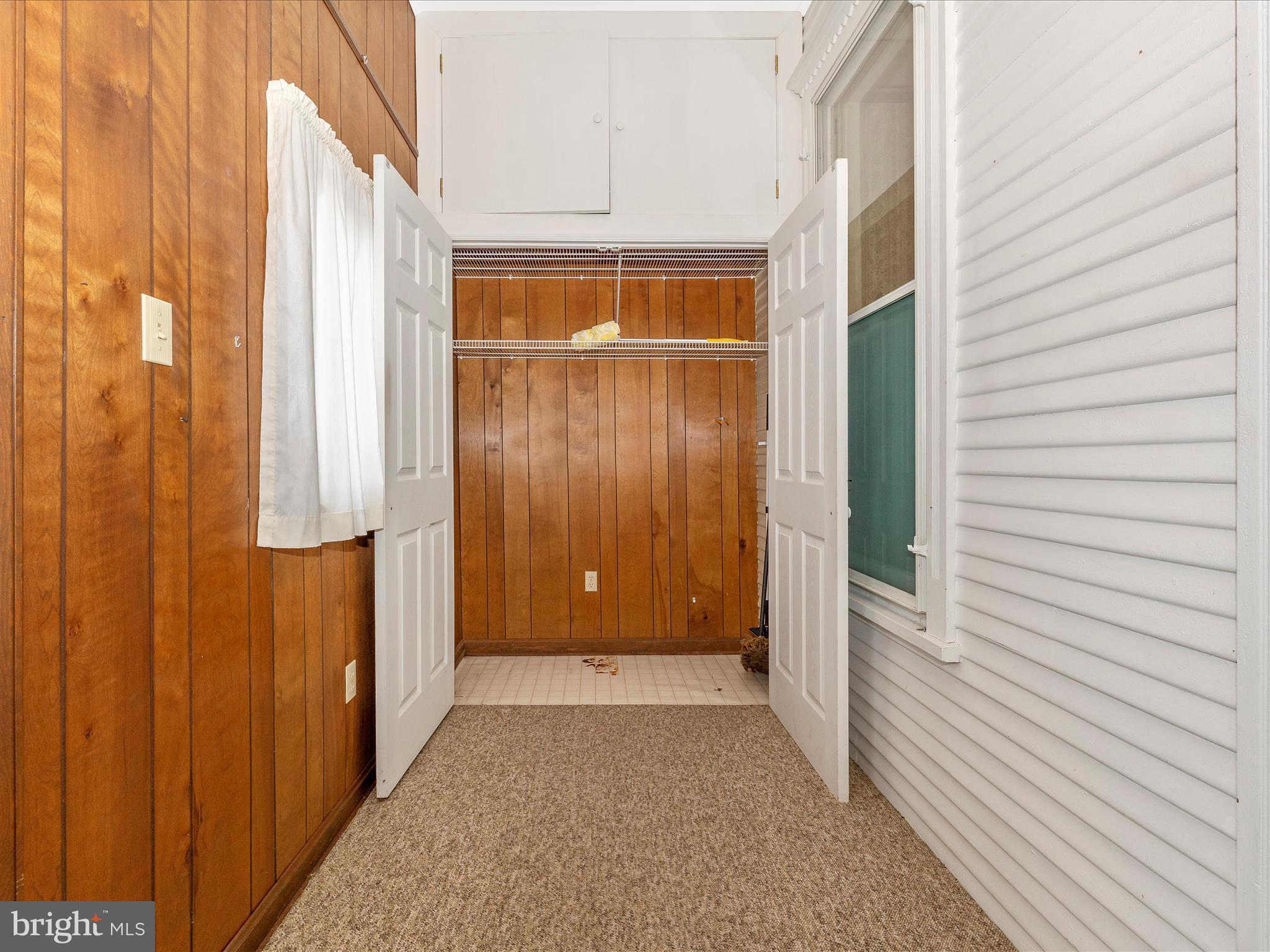 MIDDLETOWN - Residential