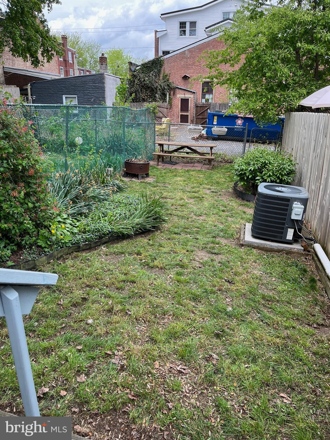 SOWE NEIGHBORHOOD / CABBAGE HILL - Residential