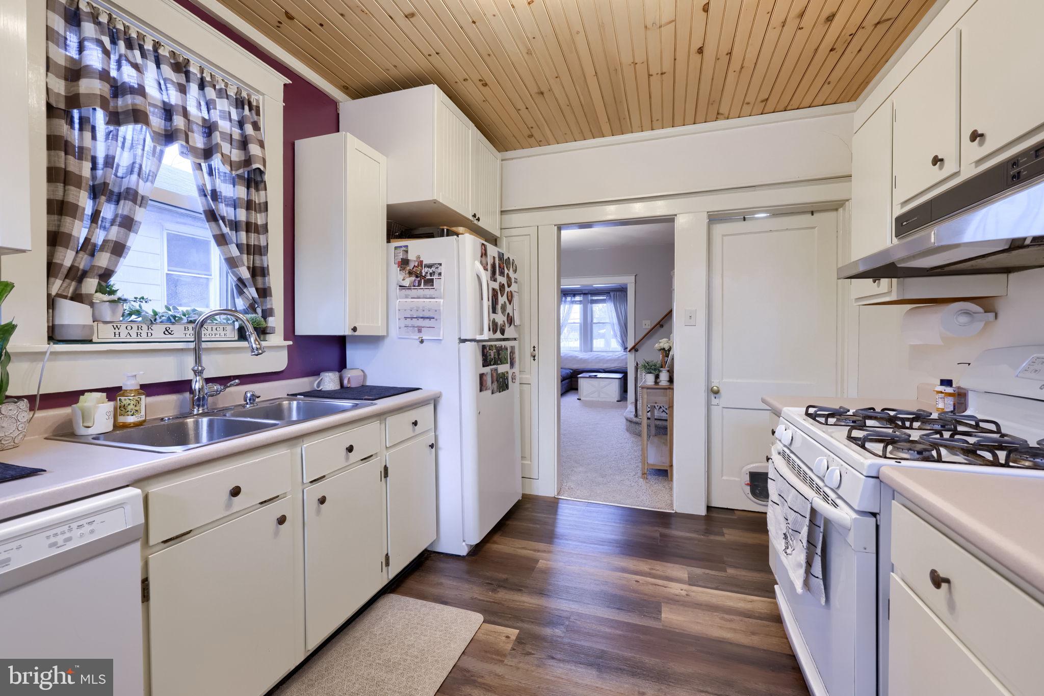 SOWE NEIGHBORHOOD / CABBAGE HILL - Residential