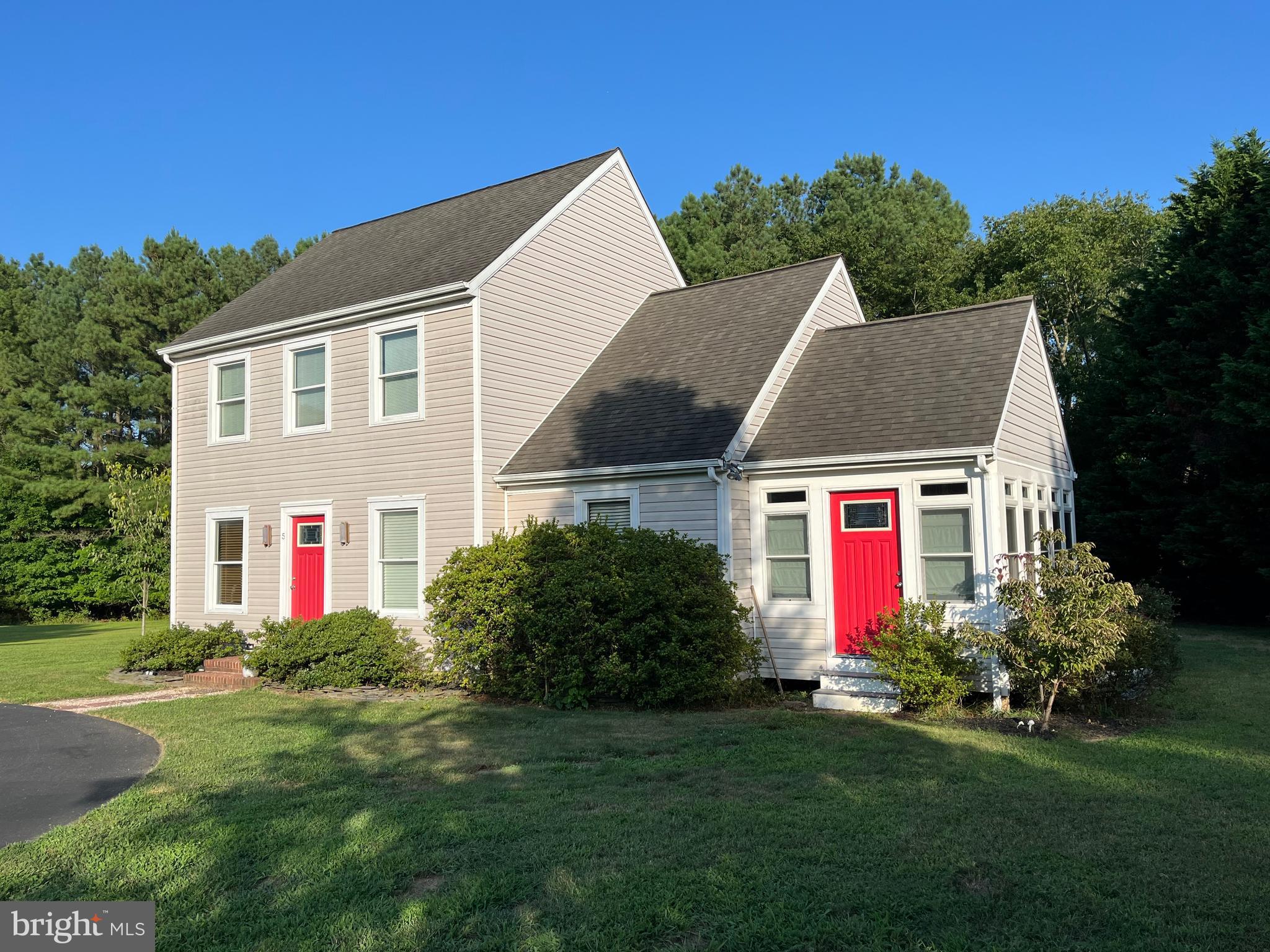 ROLLING MEADOWS - Residential