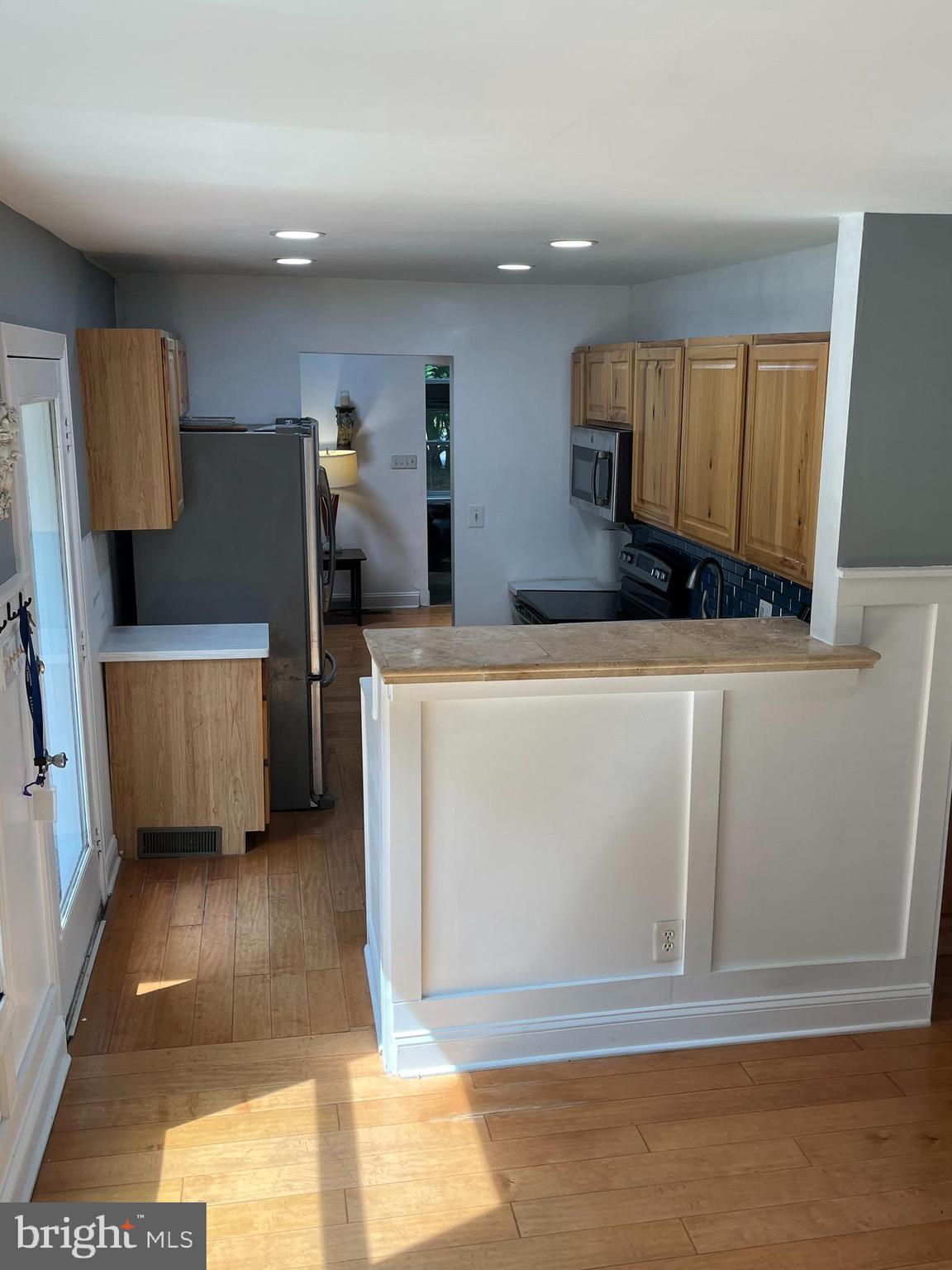 ROLLING MEADOWS - Residential