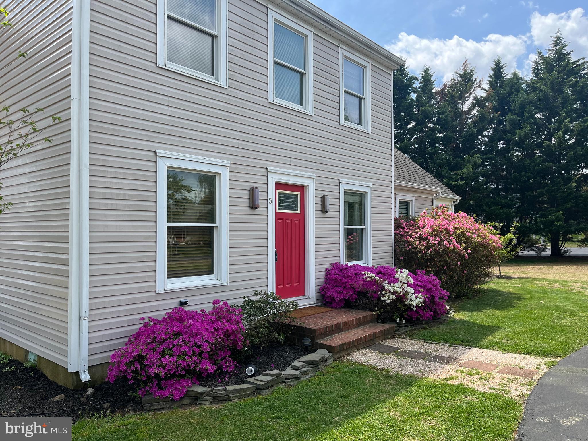 ROLLING MEADOWS - Residential