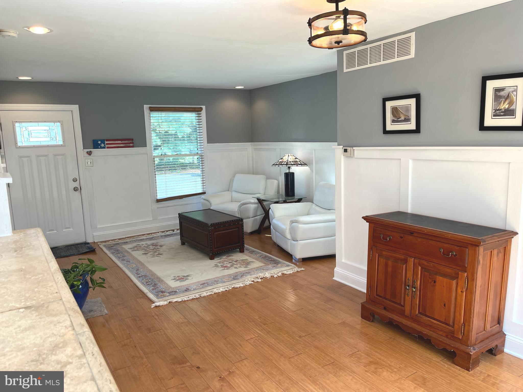 ROLLING MEADOWS - Residential