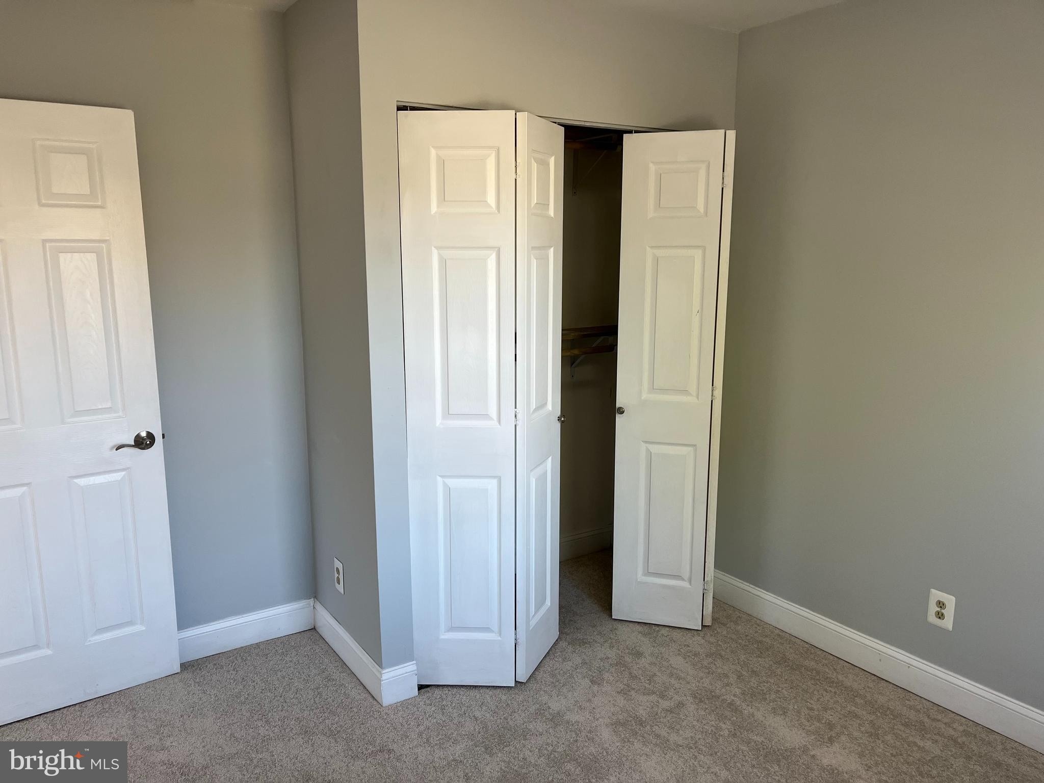 ROLLING MEADOWS - Residential