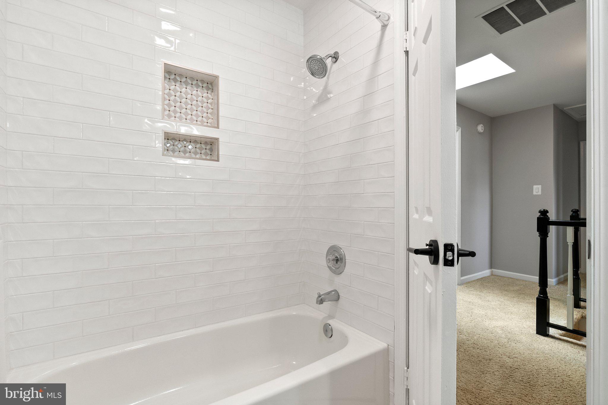 FRANKLIN GLEN - Residential