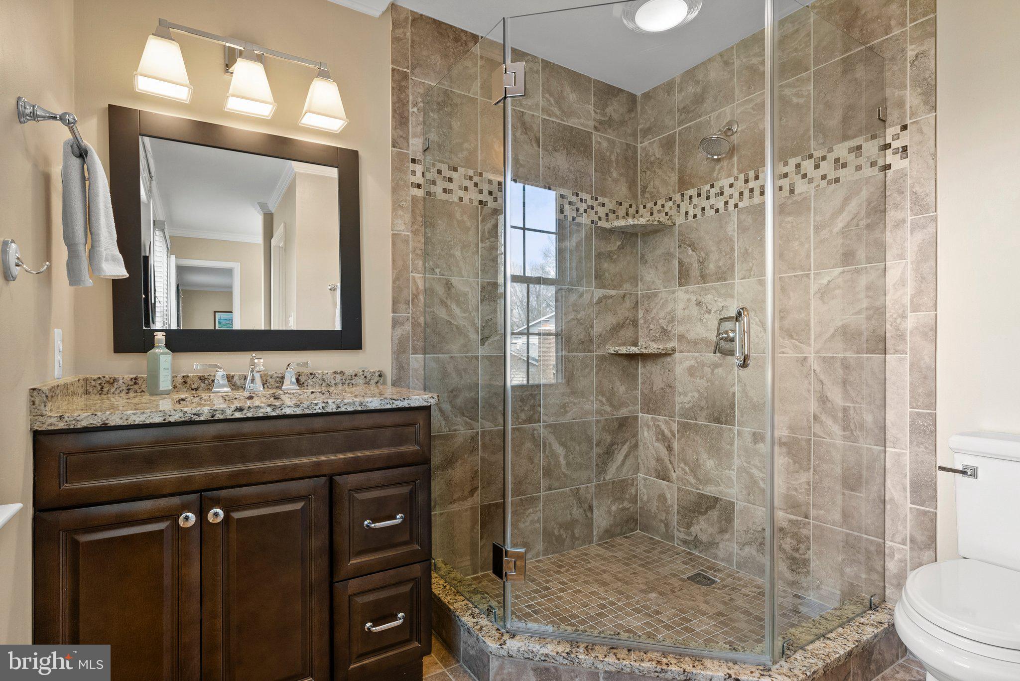 FRANKLIN GLEN - Residential