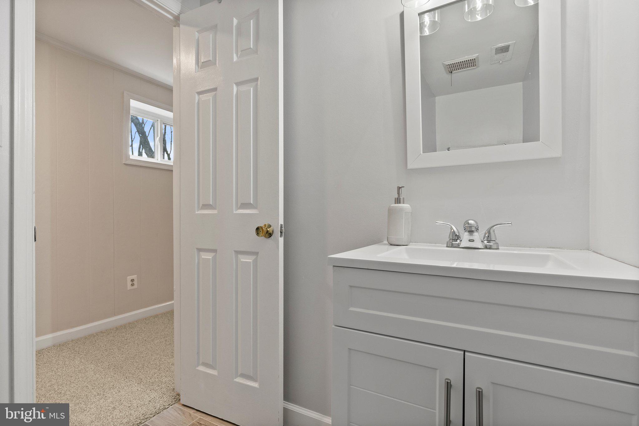 FRANKLIN GLEN - Residential