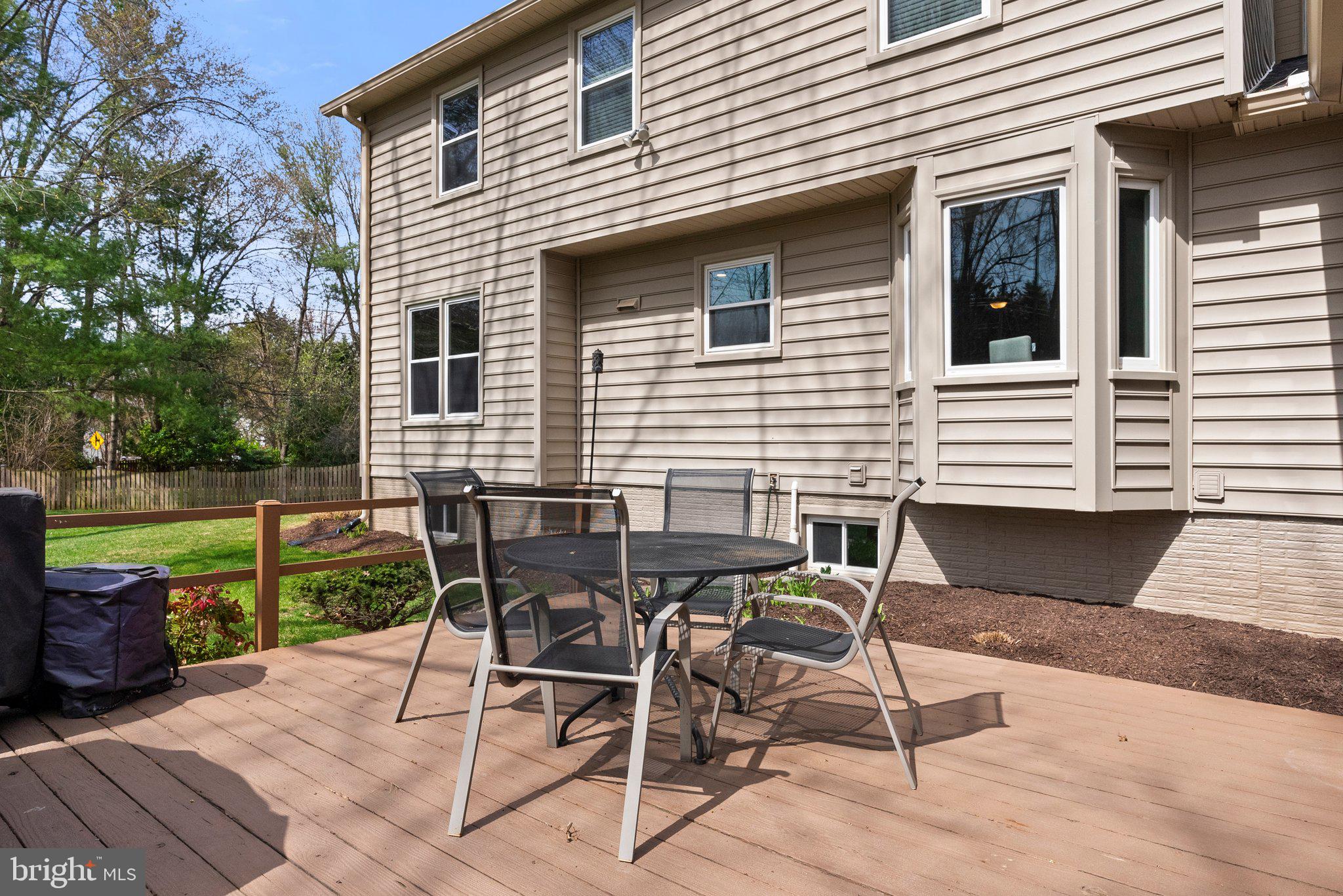 FRANKLIN GLEN - Residential