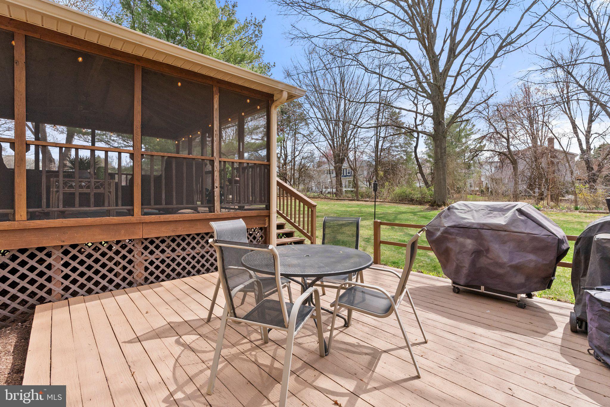 FRANKLIN GLEN - Residential