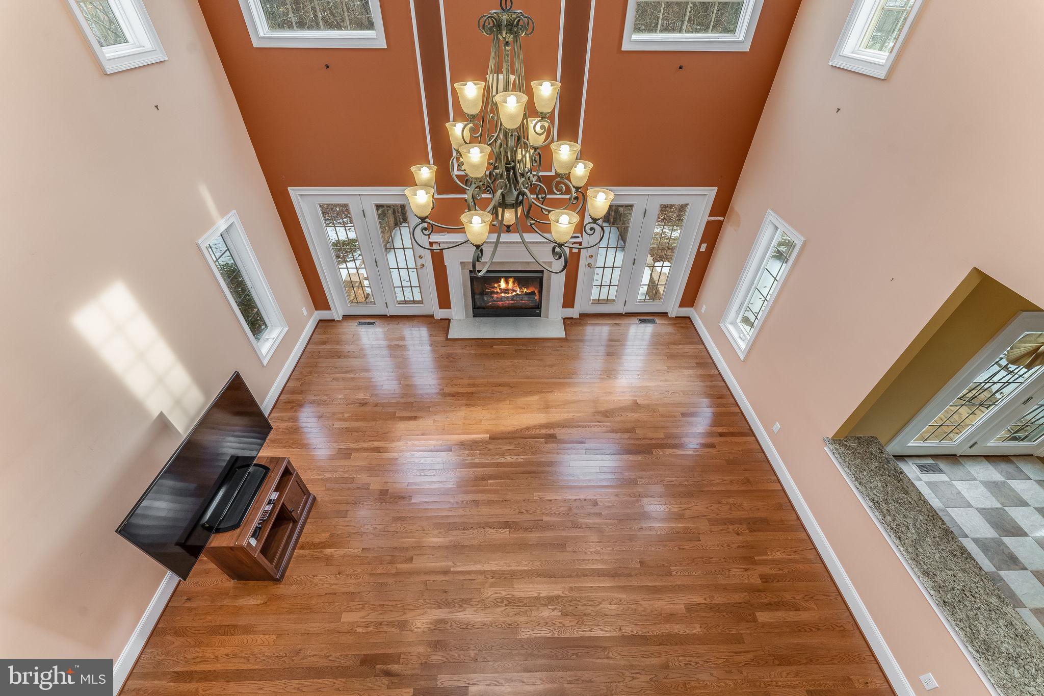 UPPER MOUNTAIN ESTS - Residential