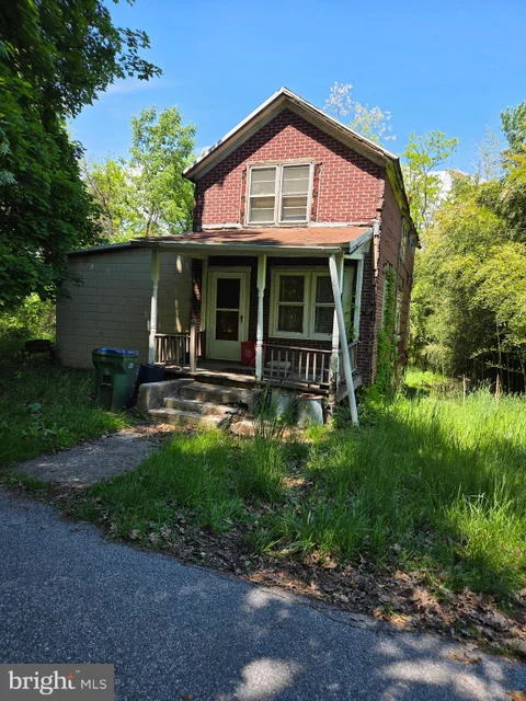 MLS: PADA2059854