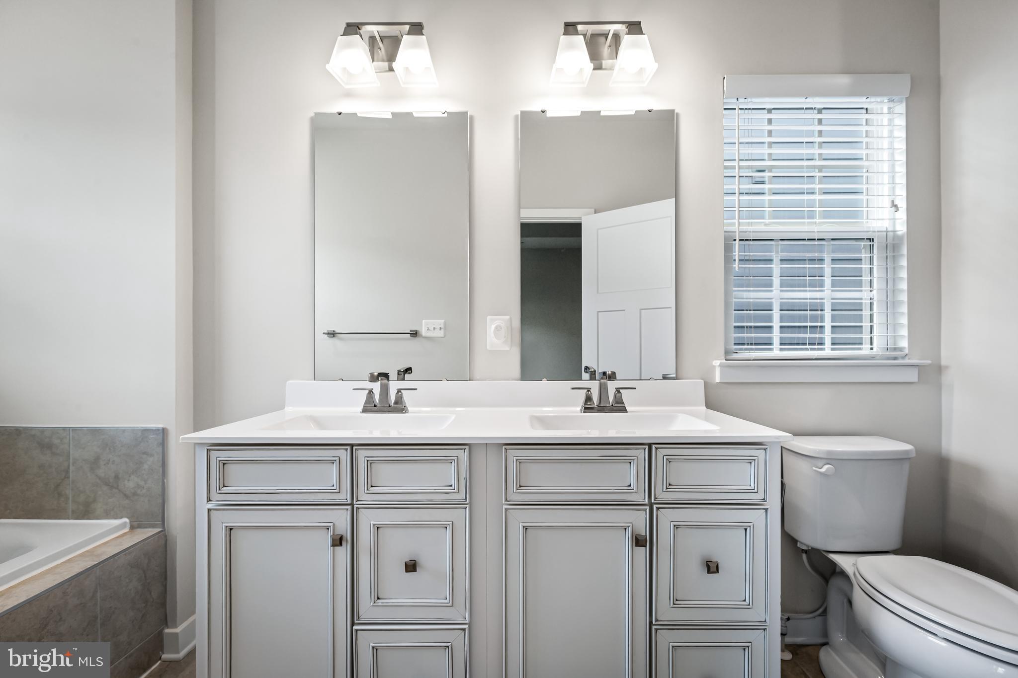 GREENLEIGH AT CROSSROADS - Residential